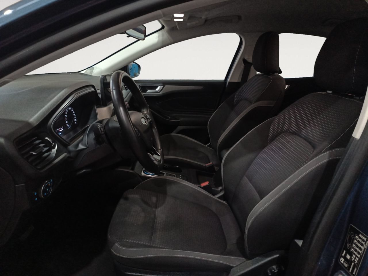 Ford Focus 1.5 EcoBlue Trend+ - foto 9