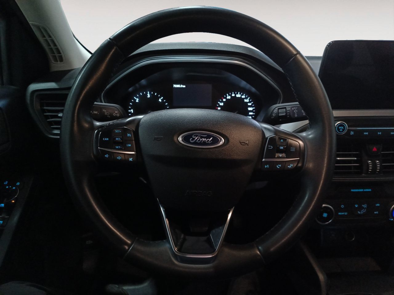 Ford Focus 1.5 EcoBlue Trend+ - foto 8