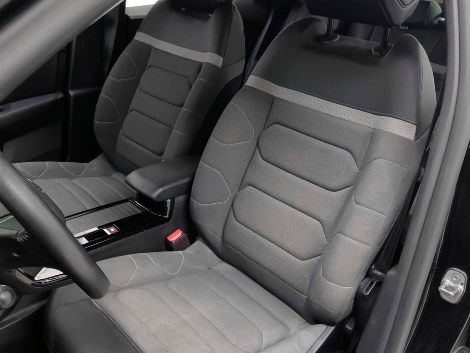 Citroën C4 PureTech 130 Plus - foto 23