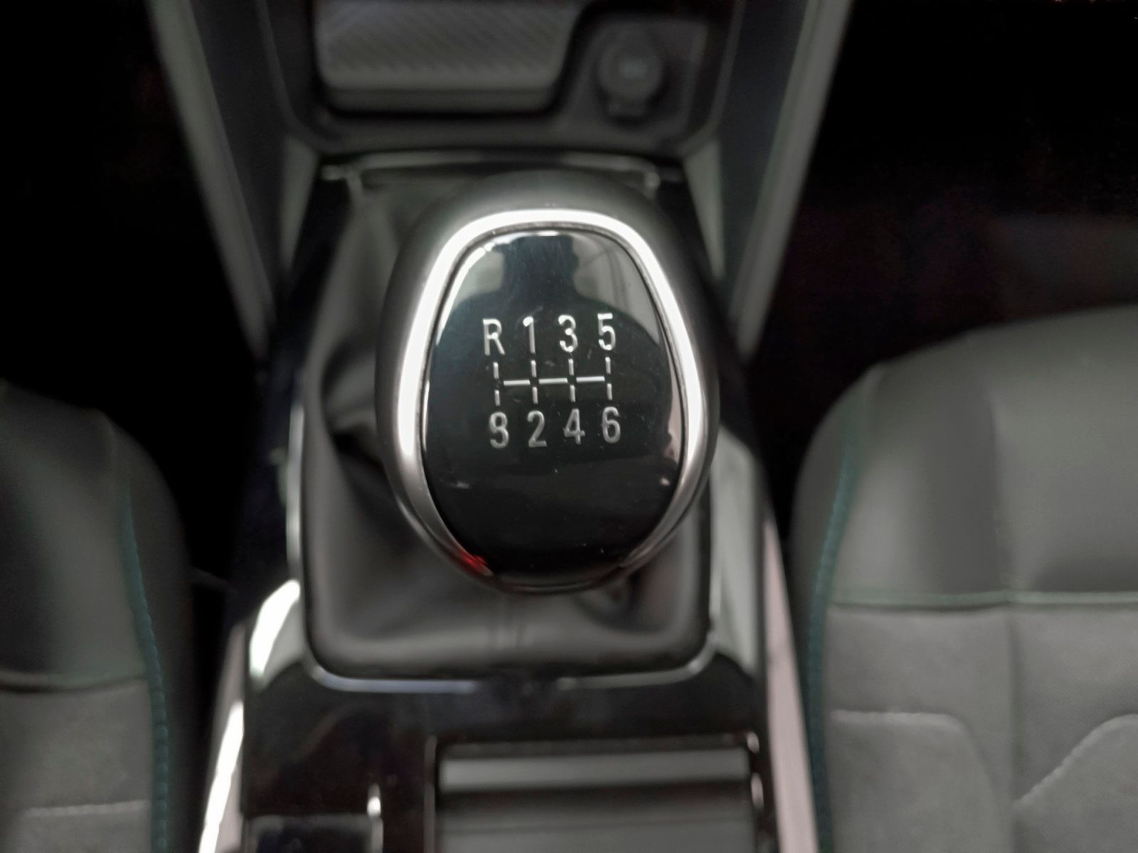Citroën C4 PureTech 130 Plus - foto 15