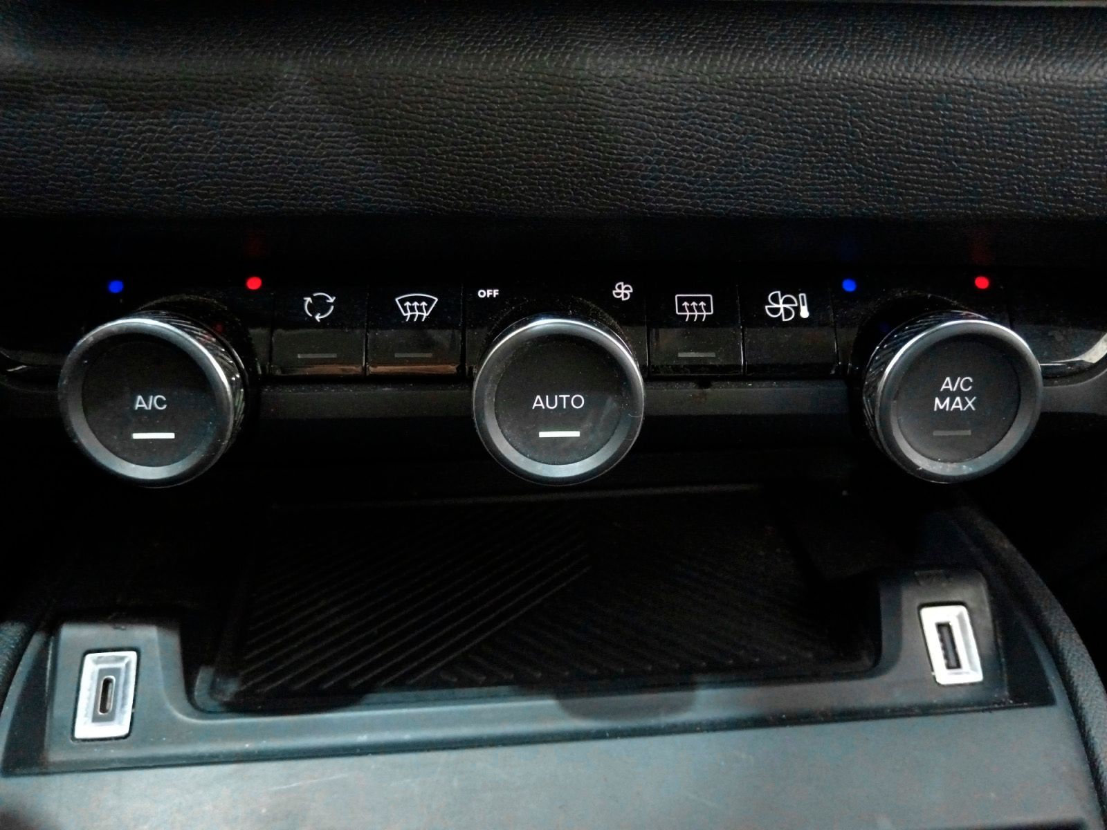 Citroën C4 PureTech 130 Plus - foto 22