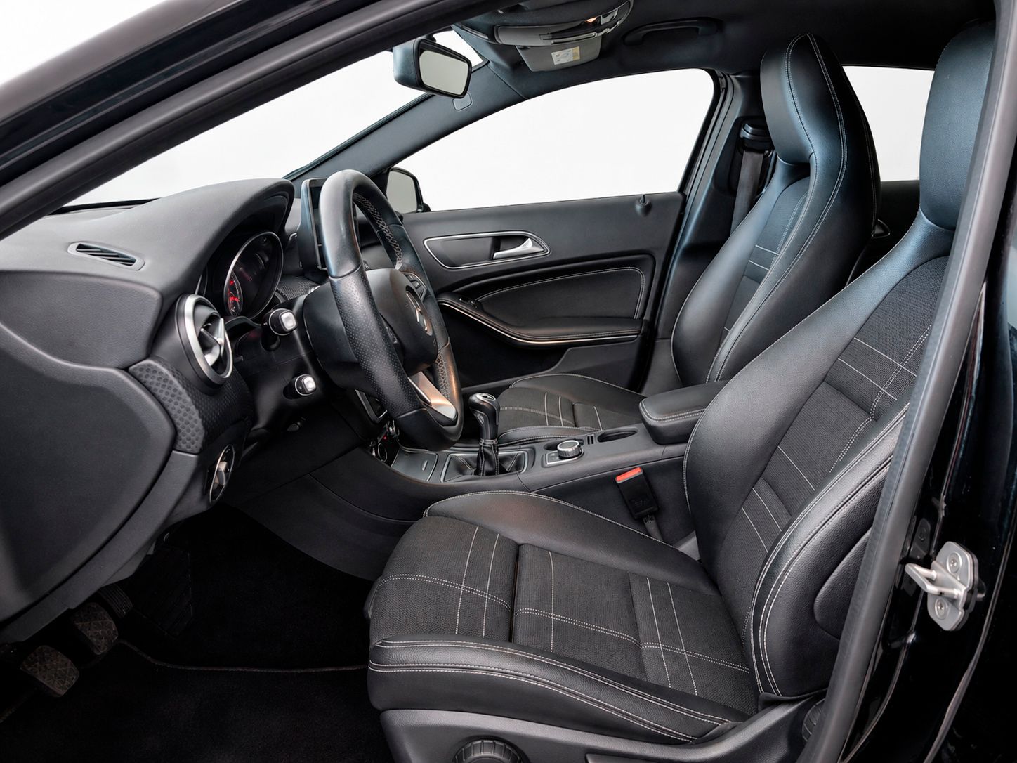 Mercedes-Benz Clase A 180 Urban - foto 12
