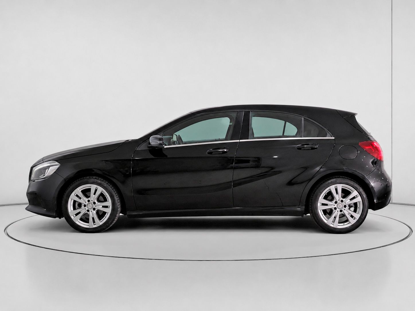 Mercedes-Benz Clase A 180 Urban - foto 6