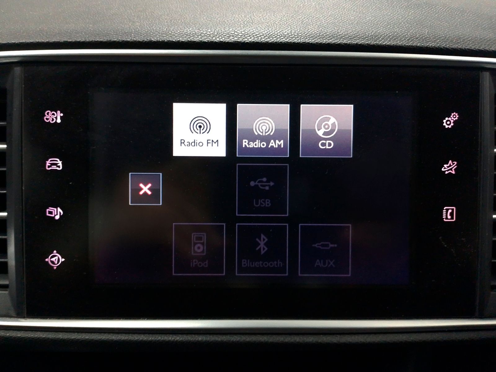 Peugeot 308 1.6 BlueHDi Business Line - foto 19