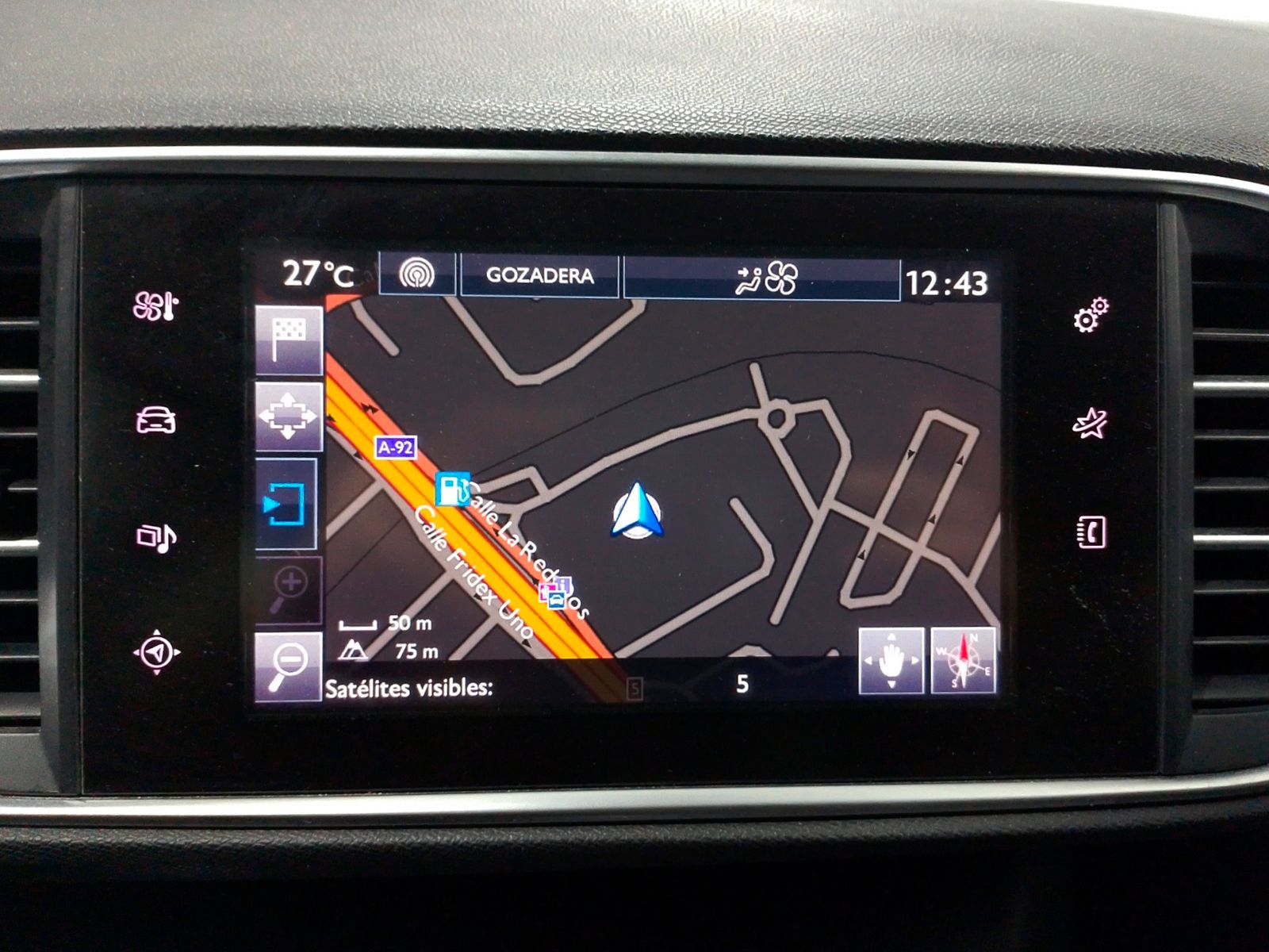 Peugeot 308 1.6 BlueHDi Business Line - foto 17