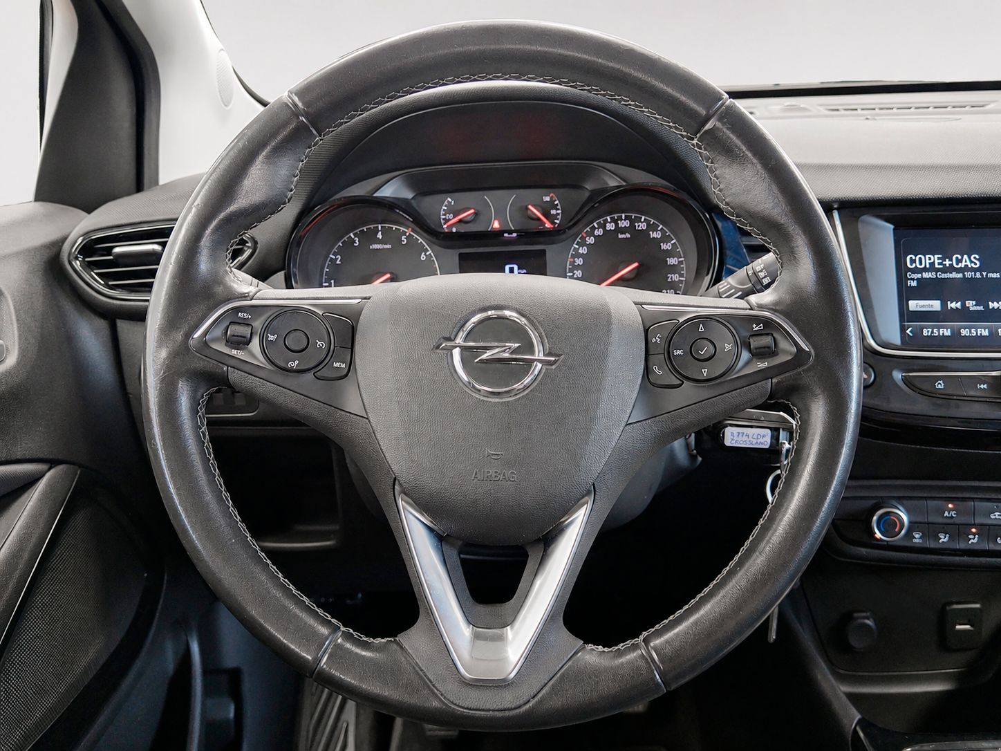 Opel Crossland 1.2 Design Line - foto 10