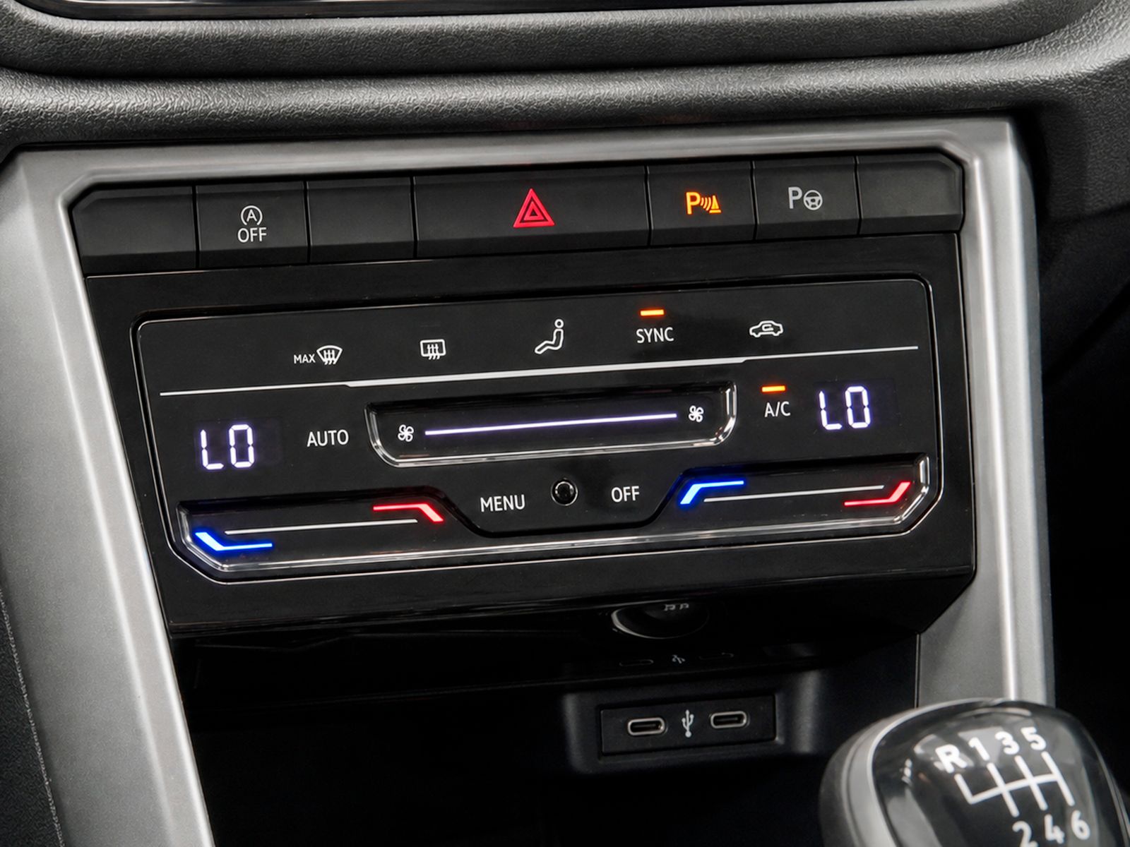 Volkswagen T-Roc Life 1.5 TSI - foto 21
