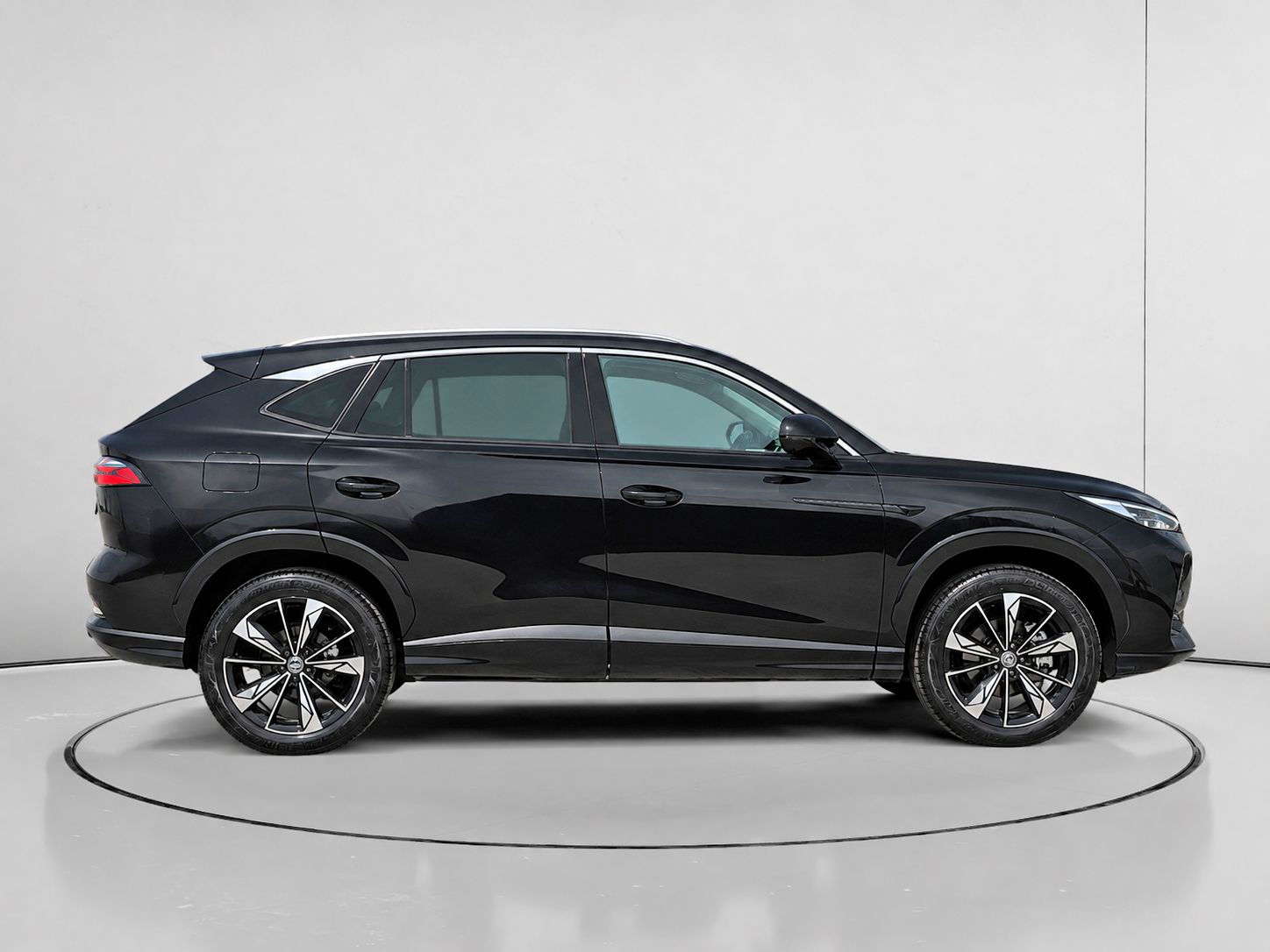 MG HS 1.5 T-GDi Luxury DCT - foto 2