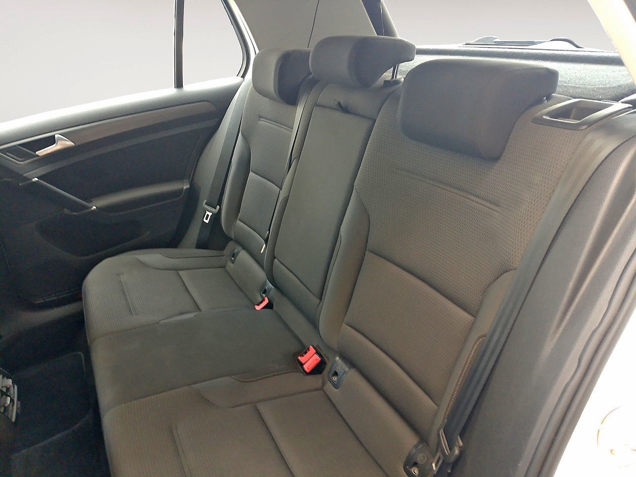 Volkswagen Golf ePower - foto 10