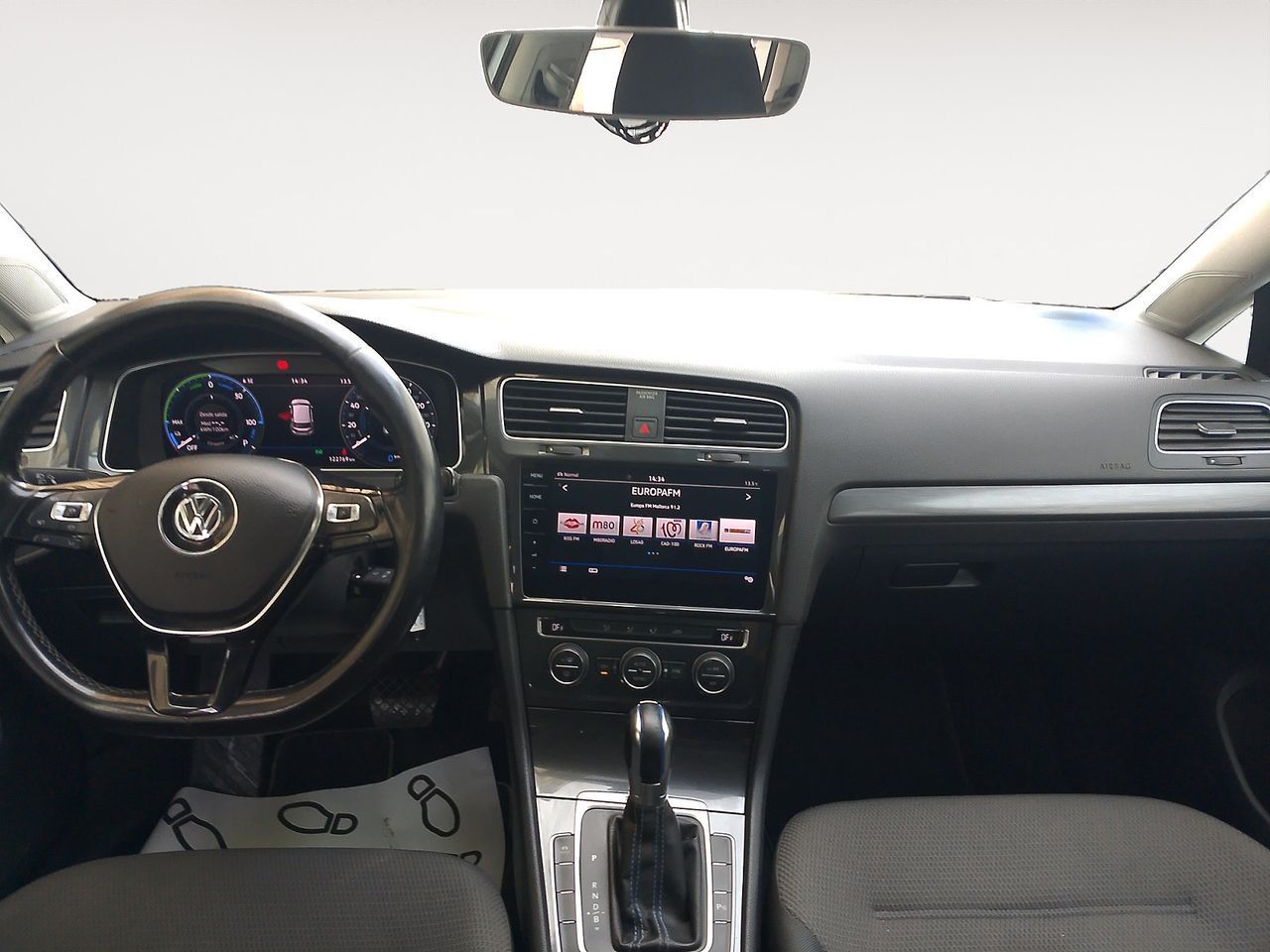 Volkswagen Golf ePower - foto 7
