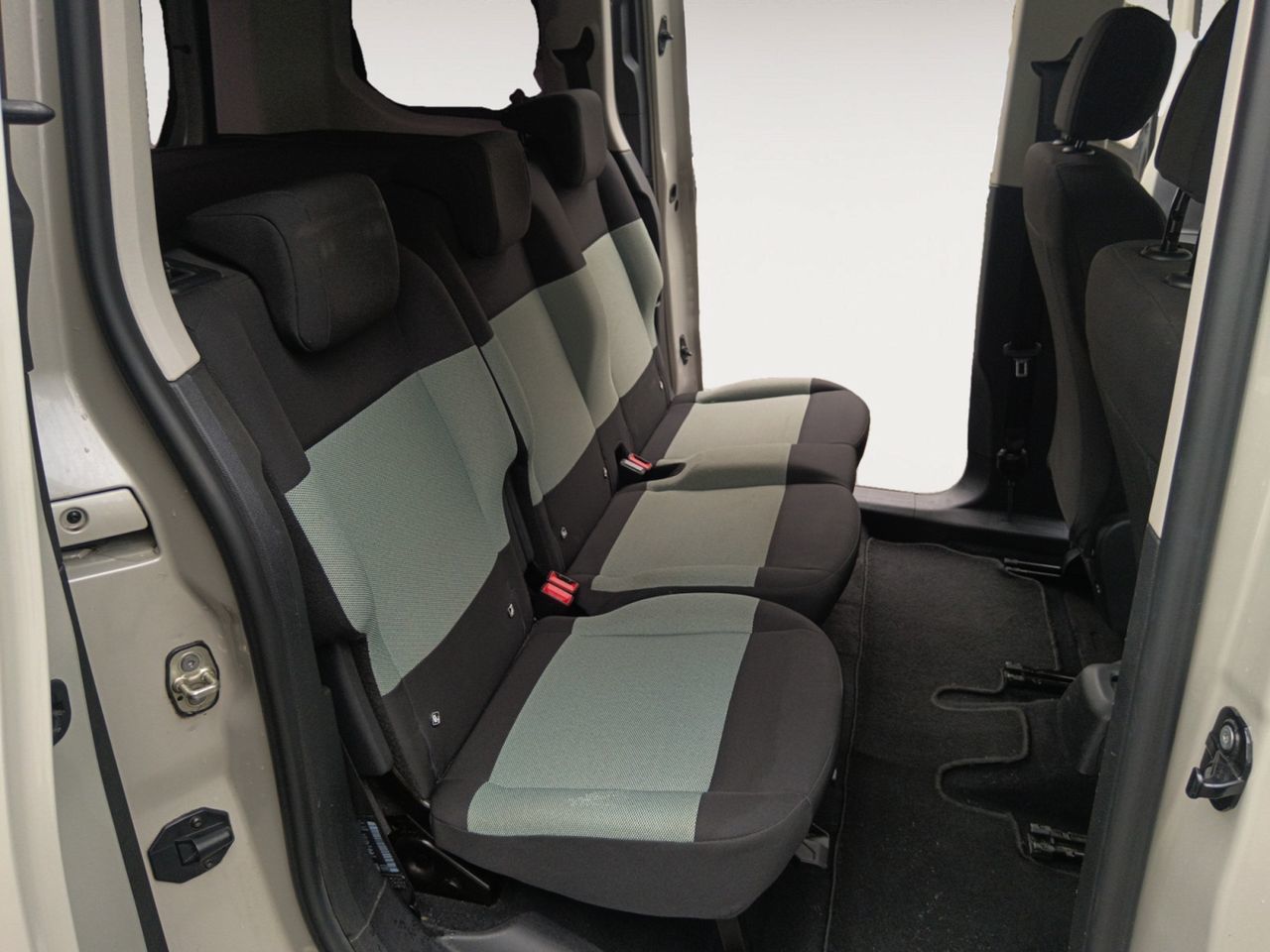 Citroën Berlingo BlueHDi 130 Talla M Feel - foto 10