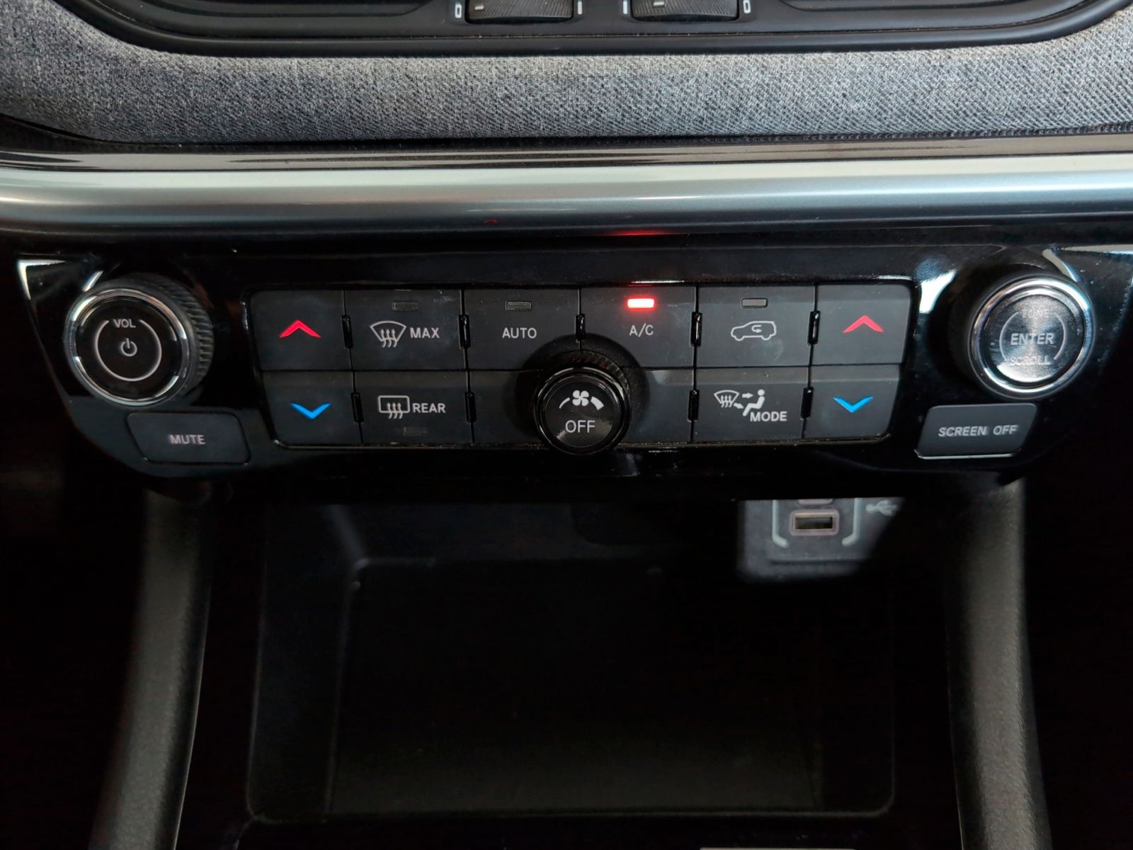 Jeep Compass 1.3 Gse T4 Longitude FWD - foto 20