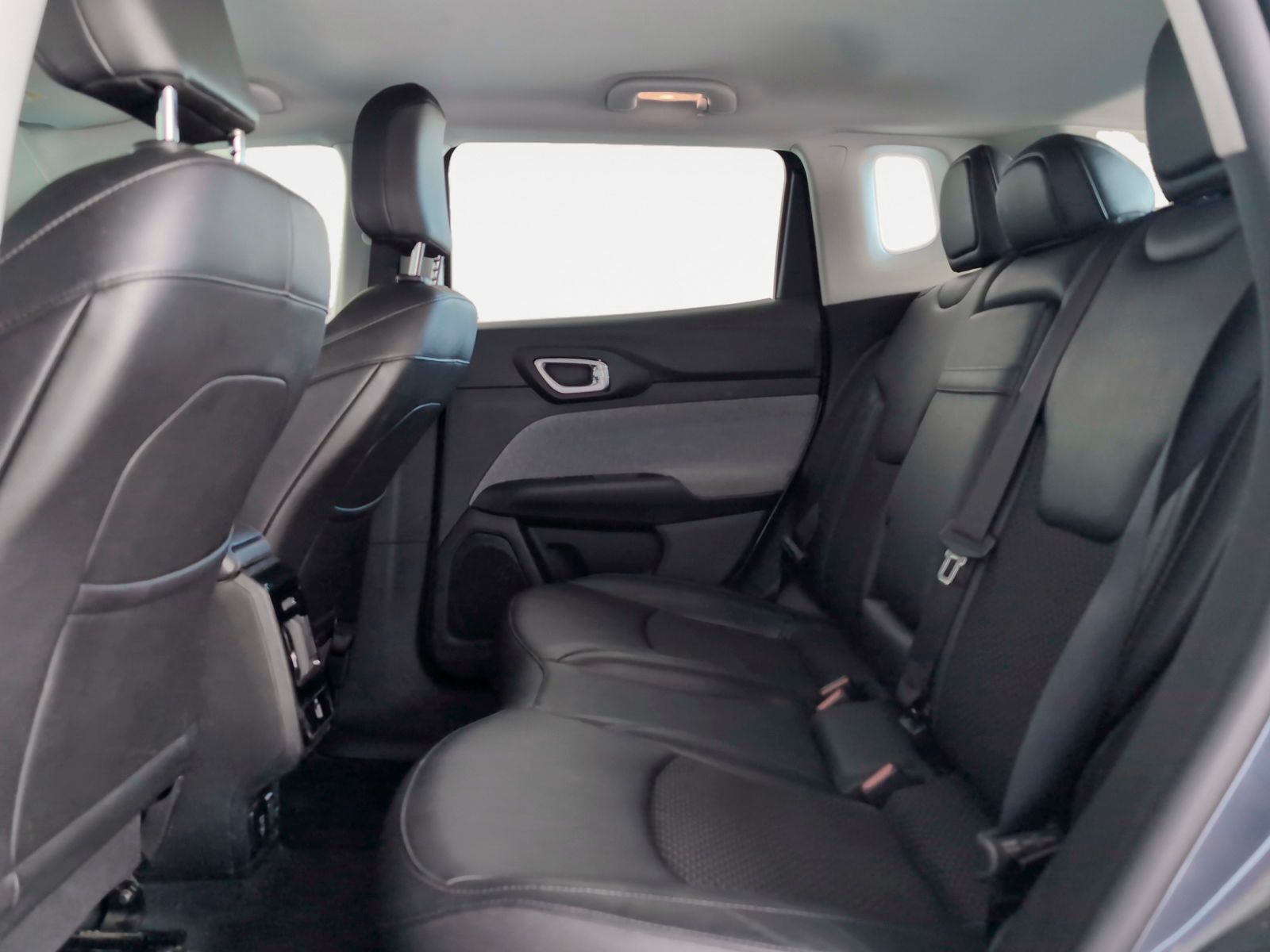 Jeep Compass 1.3 Gse T4 Longitude FWD - foto 12