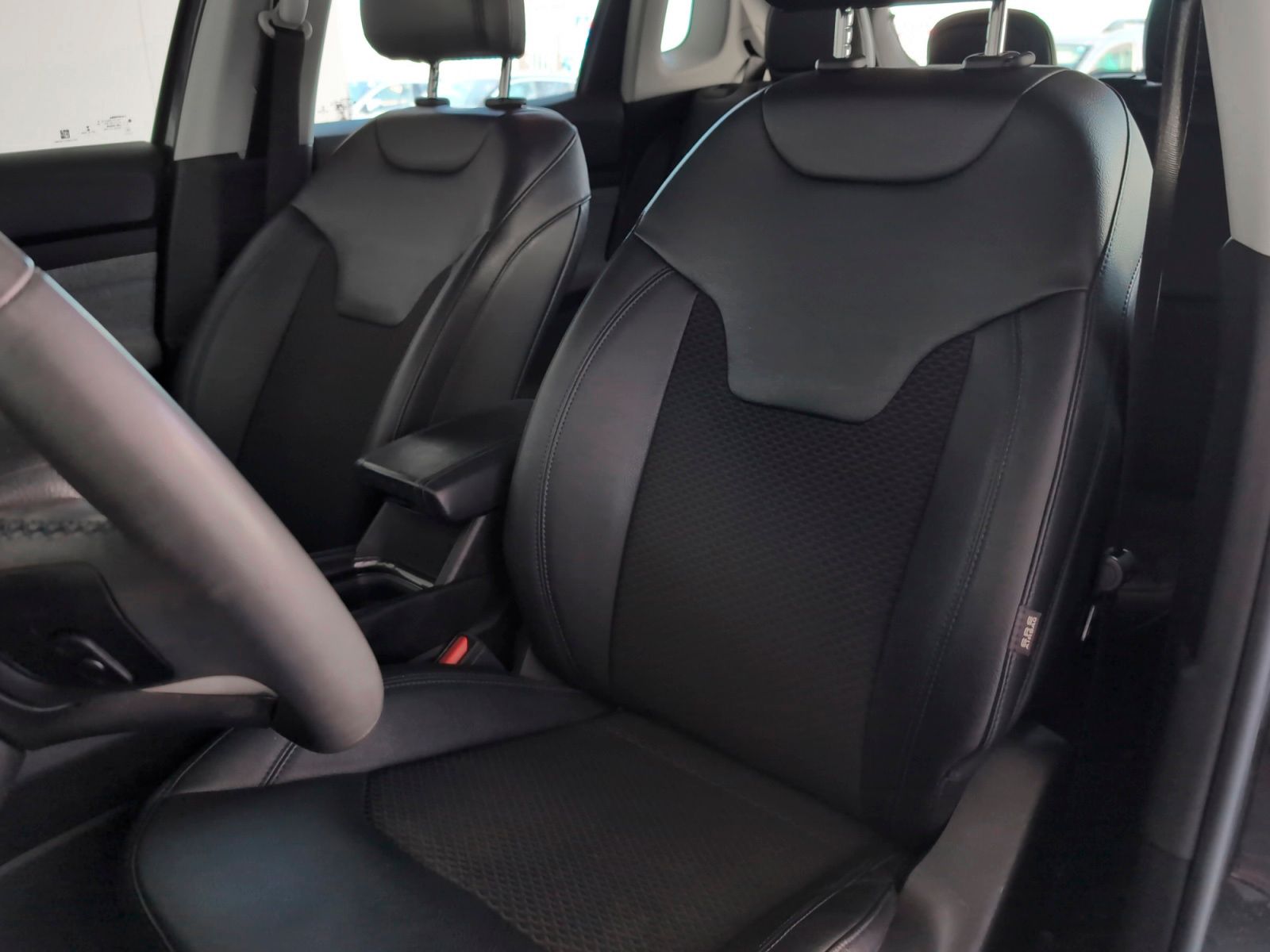 Jeep Compass 1.3 Gse T4 Longitude FWD - foto 21