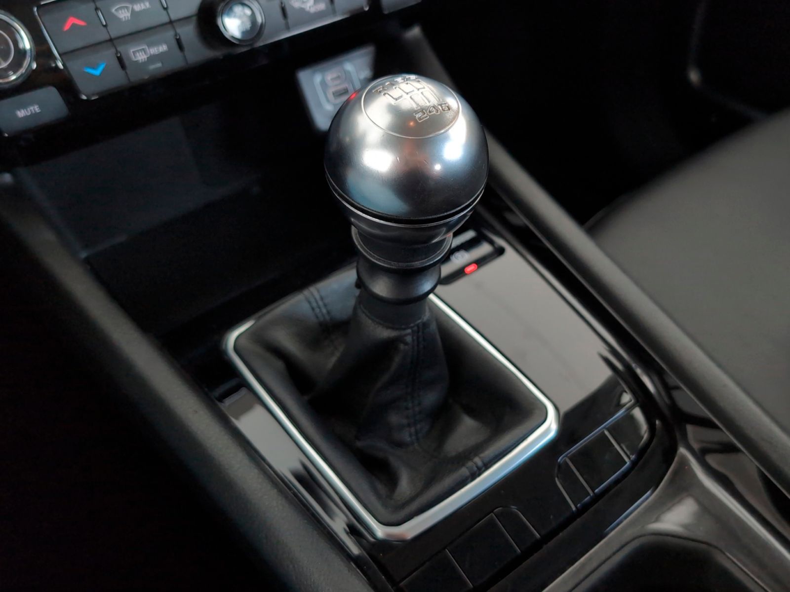 Jeep Compass 1.3 Gse T4 Longitude FWD - foto 15