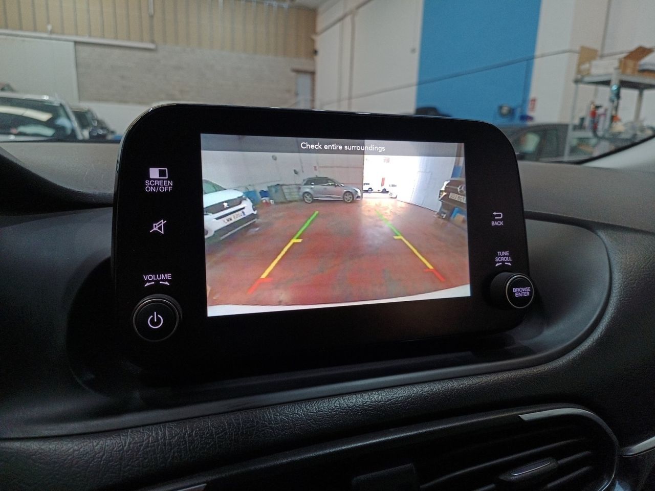 Fiat Tipo 1.5 Hybrid Cross DCT - foto 18
