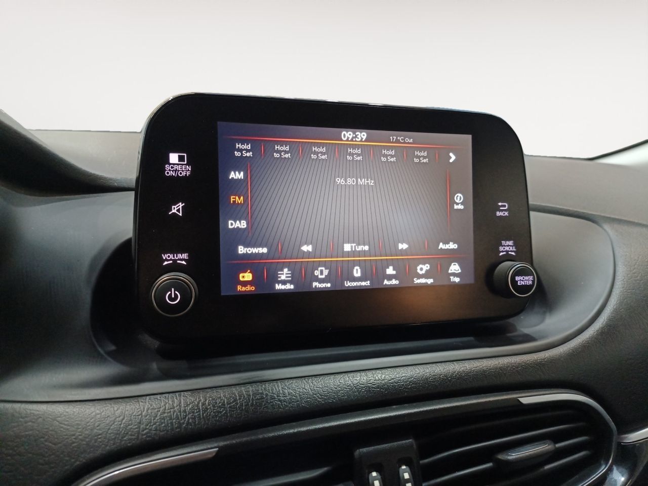Fiat Tipo 1.5 Hybrid Cross DCT - foto 16