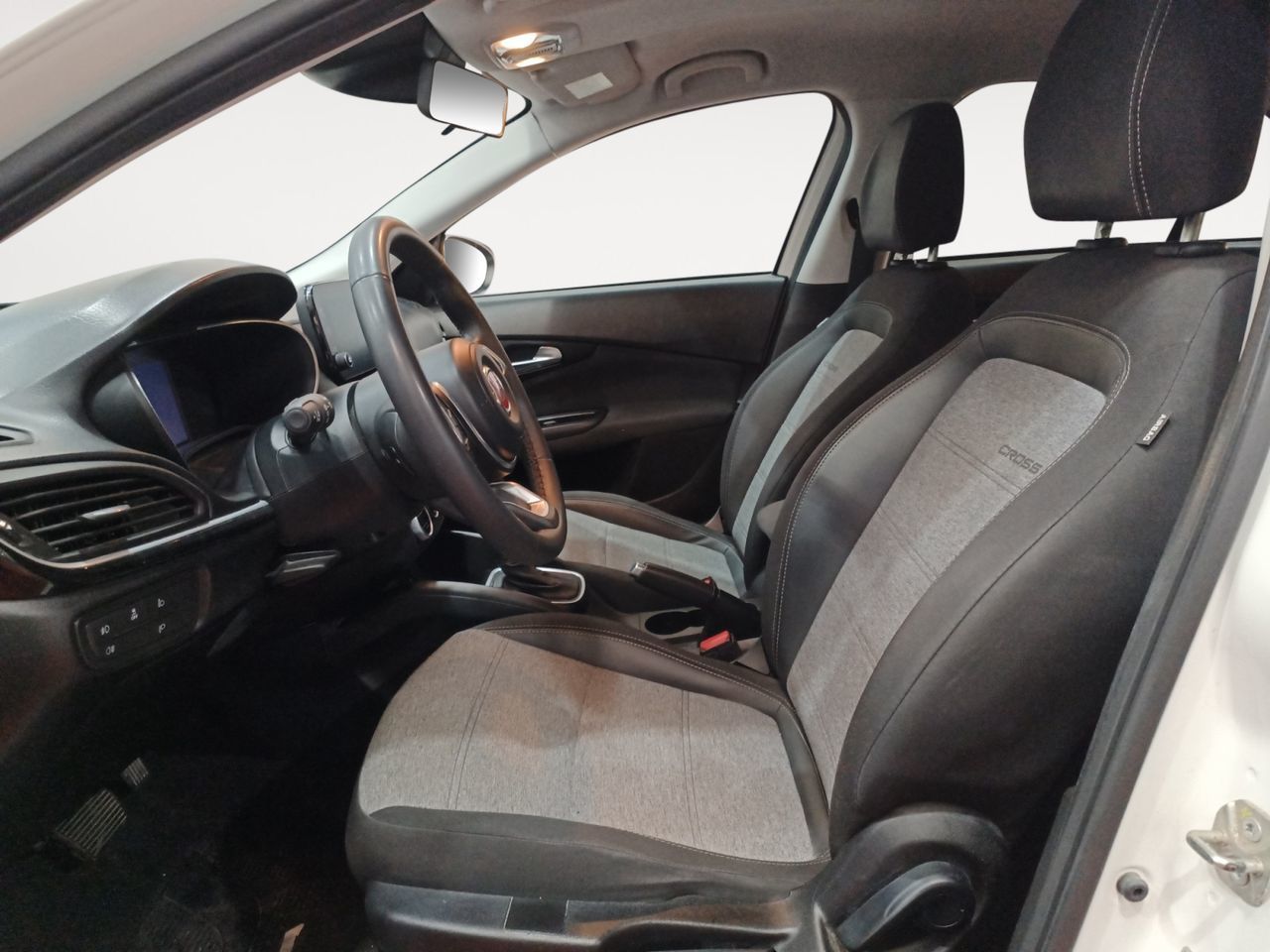 Fiat Tipo 1.5 Hybrid Cross DCT - foto 8