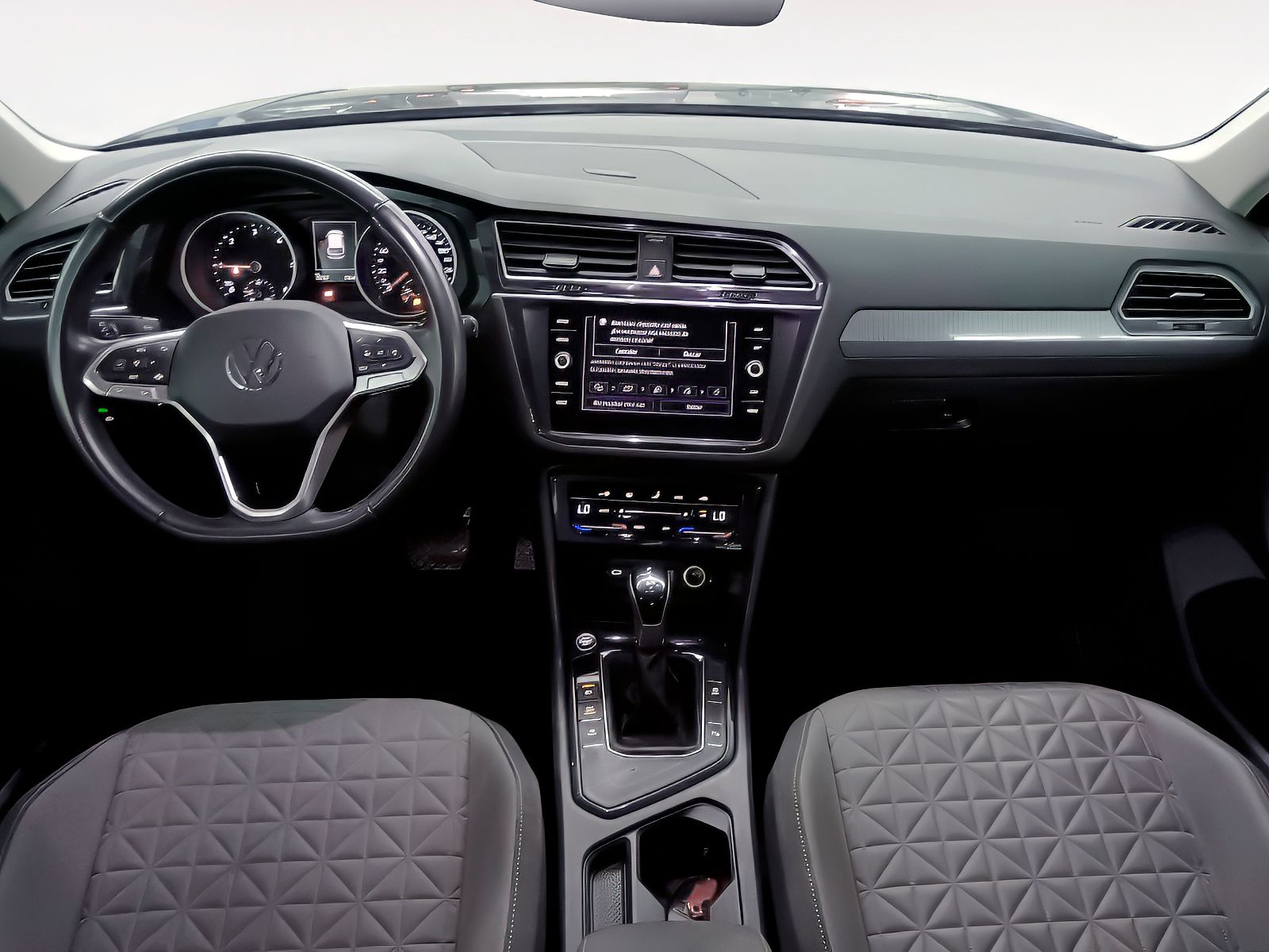 Volkswagen Tiguan Life 2.0 TDI DSG - foto 9