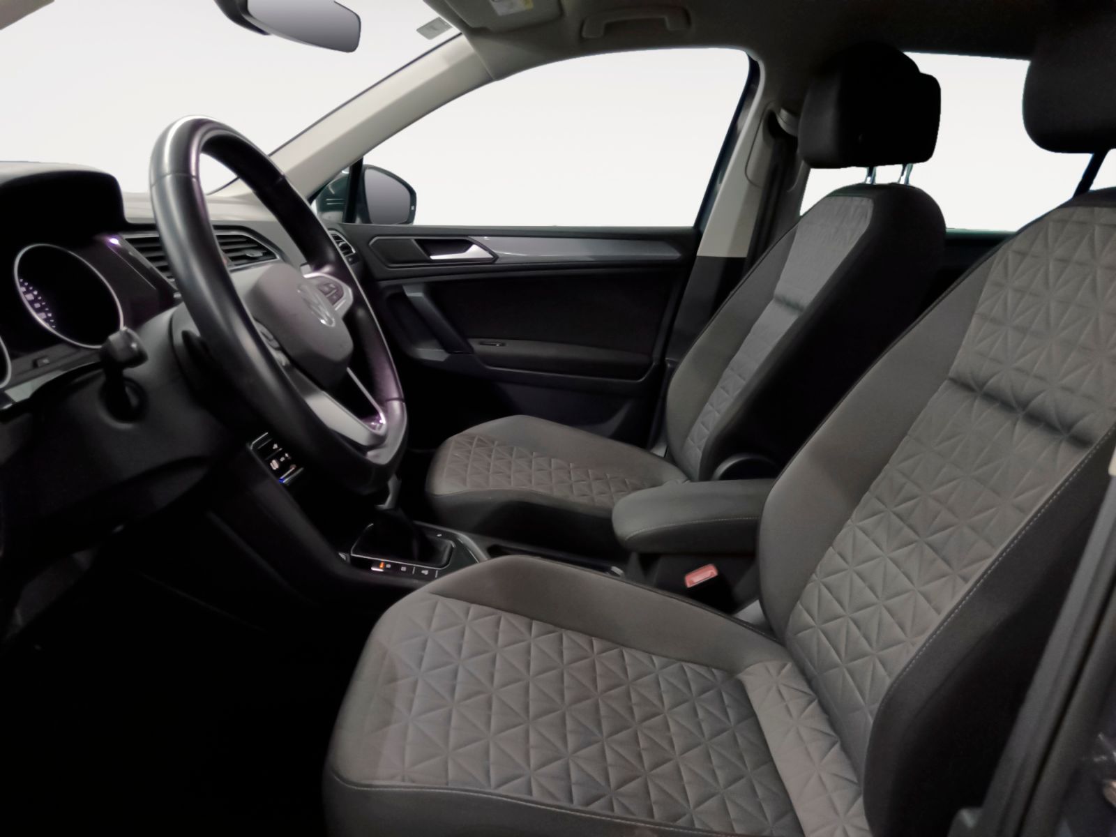 Volkswagen Tiguan Life 2.0 TDI DSG - foto 11