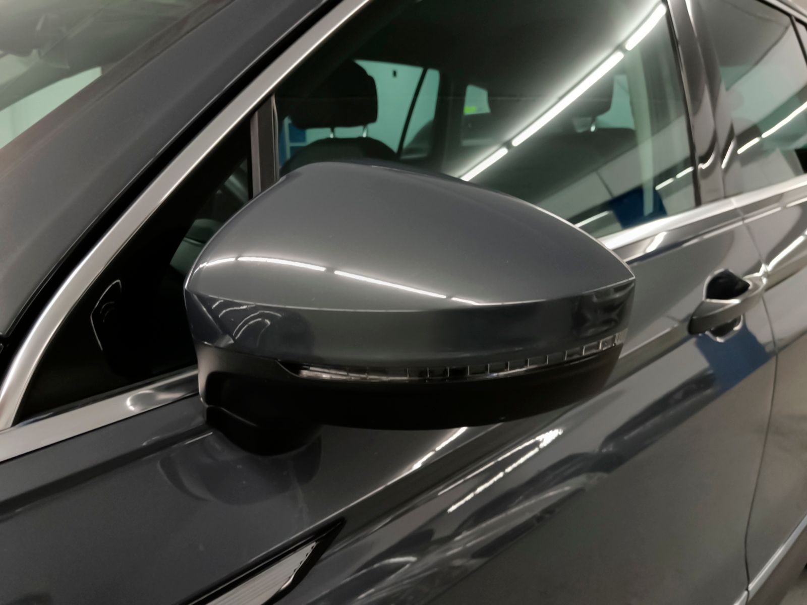 Volkswagen Tiguan Life 2.0 TDI DSG - foto 23