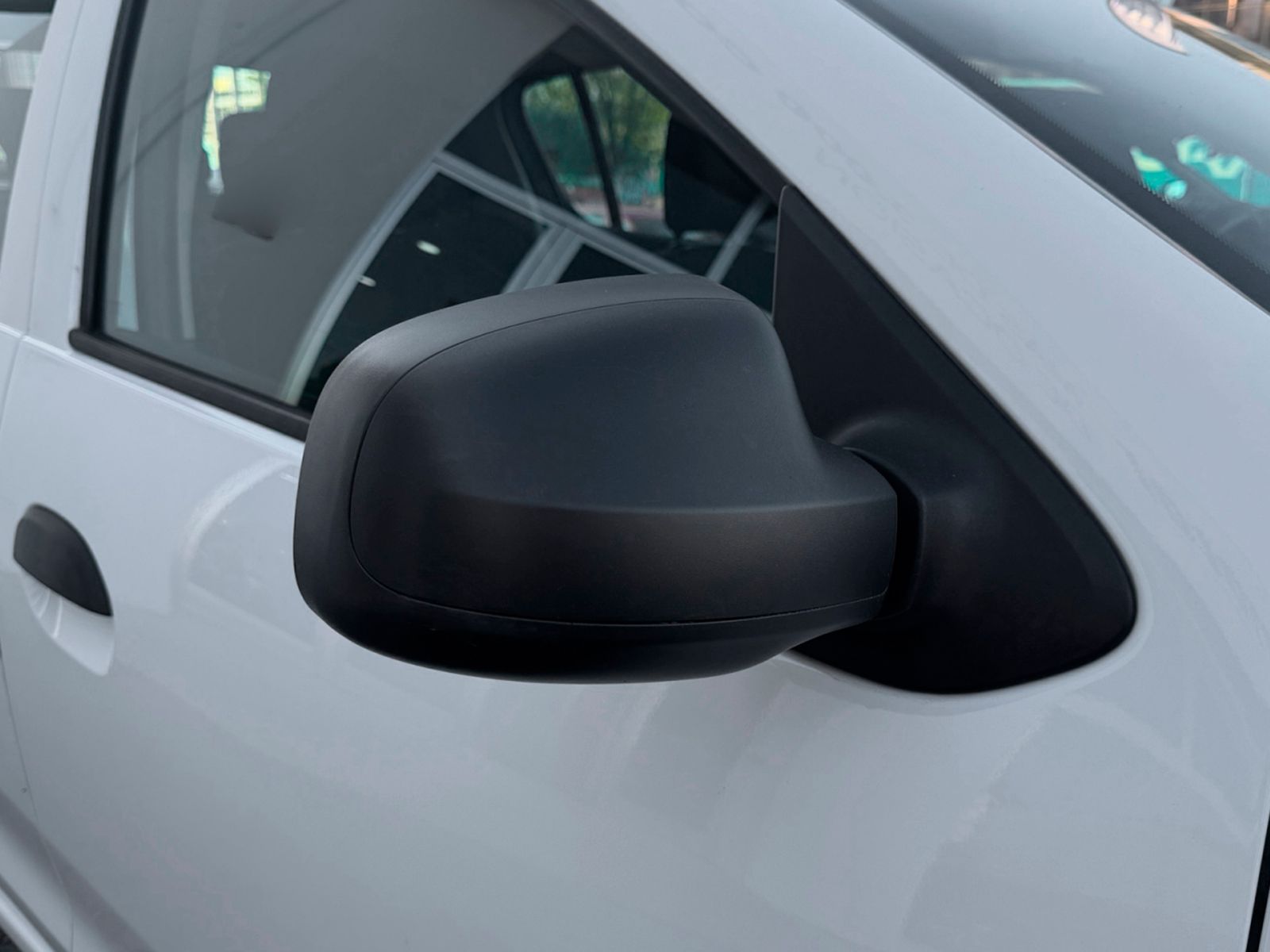 Dacia Sandero TCe 90 GLP Ambiance - foto 21