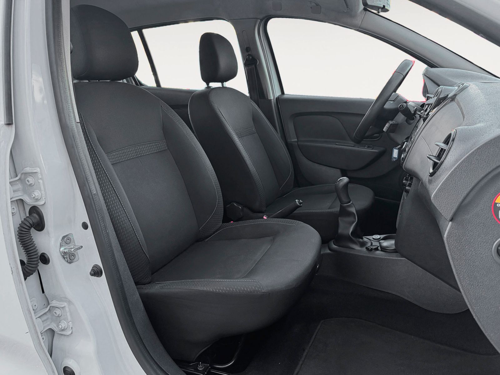 Dacia Sandero TCe 90 GLP Ambiance - foto 13