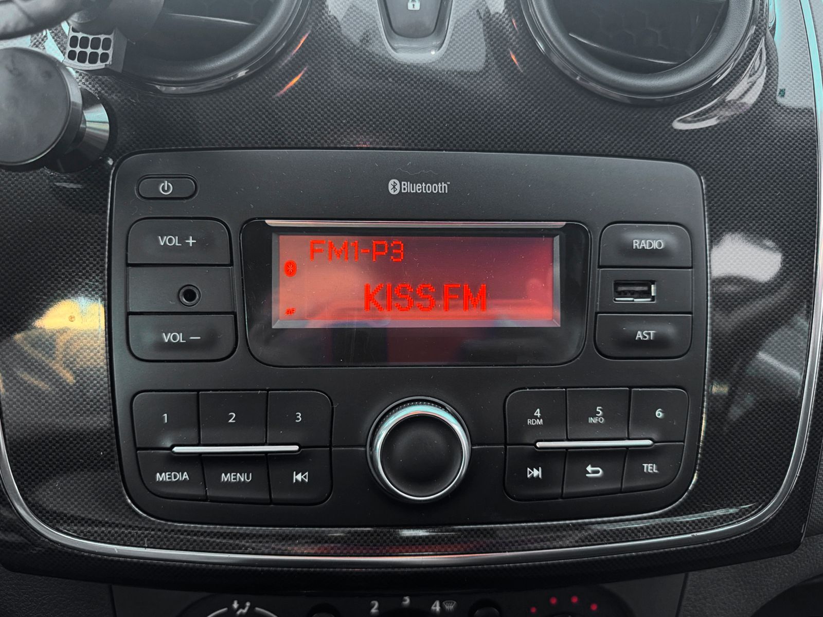 Dacia Sandero TCe 90 GLP Ambiance - foto 17