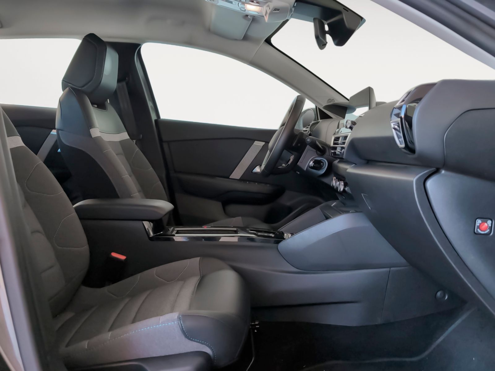 Citroën C4 BlueHDi 130 Plus EAT8 - foto 13