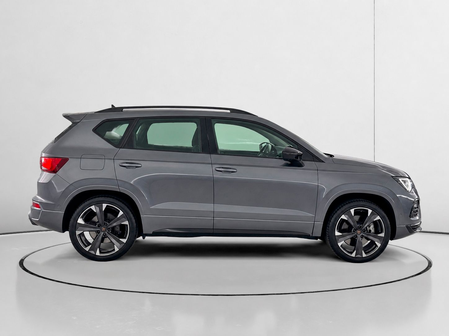 Cupra Ateca 2.0 TSI VZ 4Drive DSG - foto 2