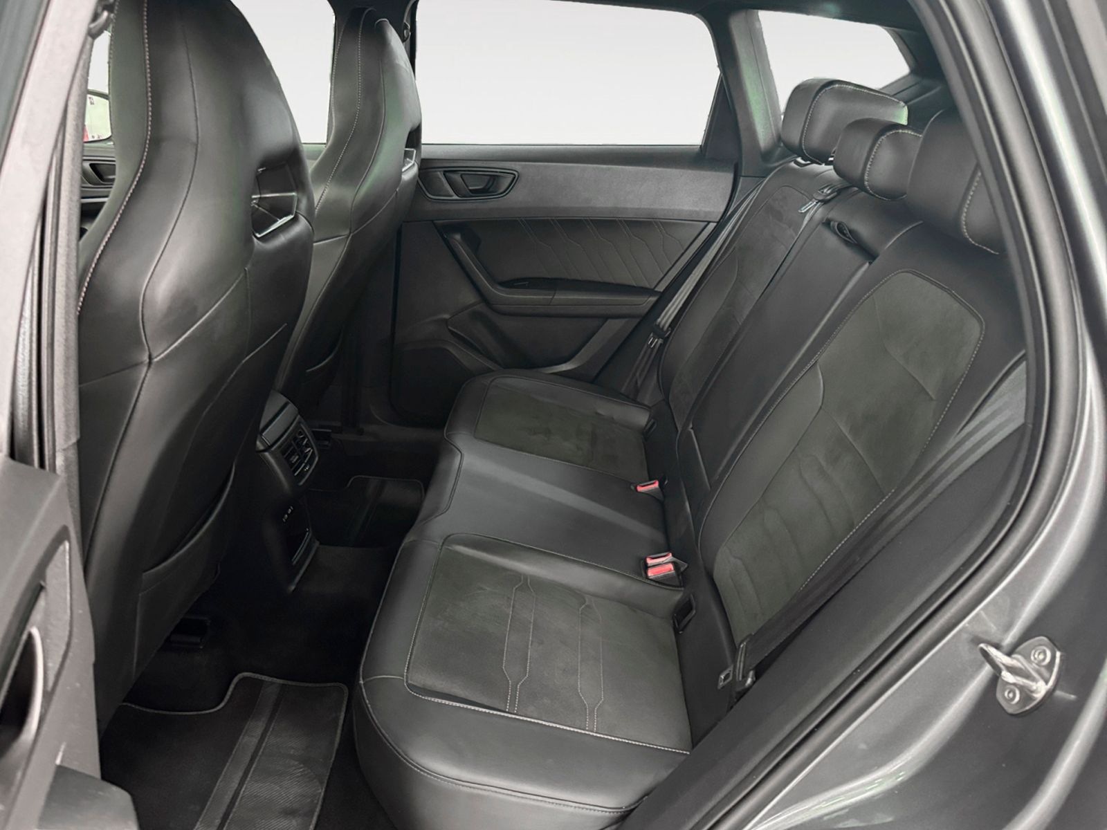 Cupra Ateca 2.0 TSI VZ 4Drive DSG - foto 12