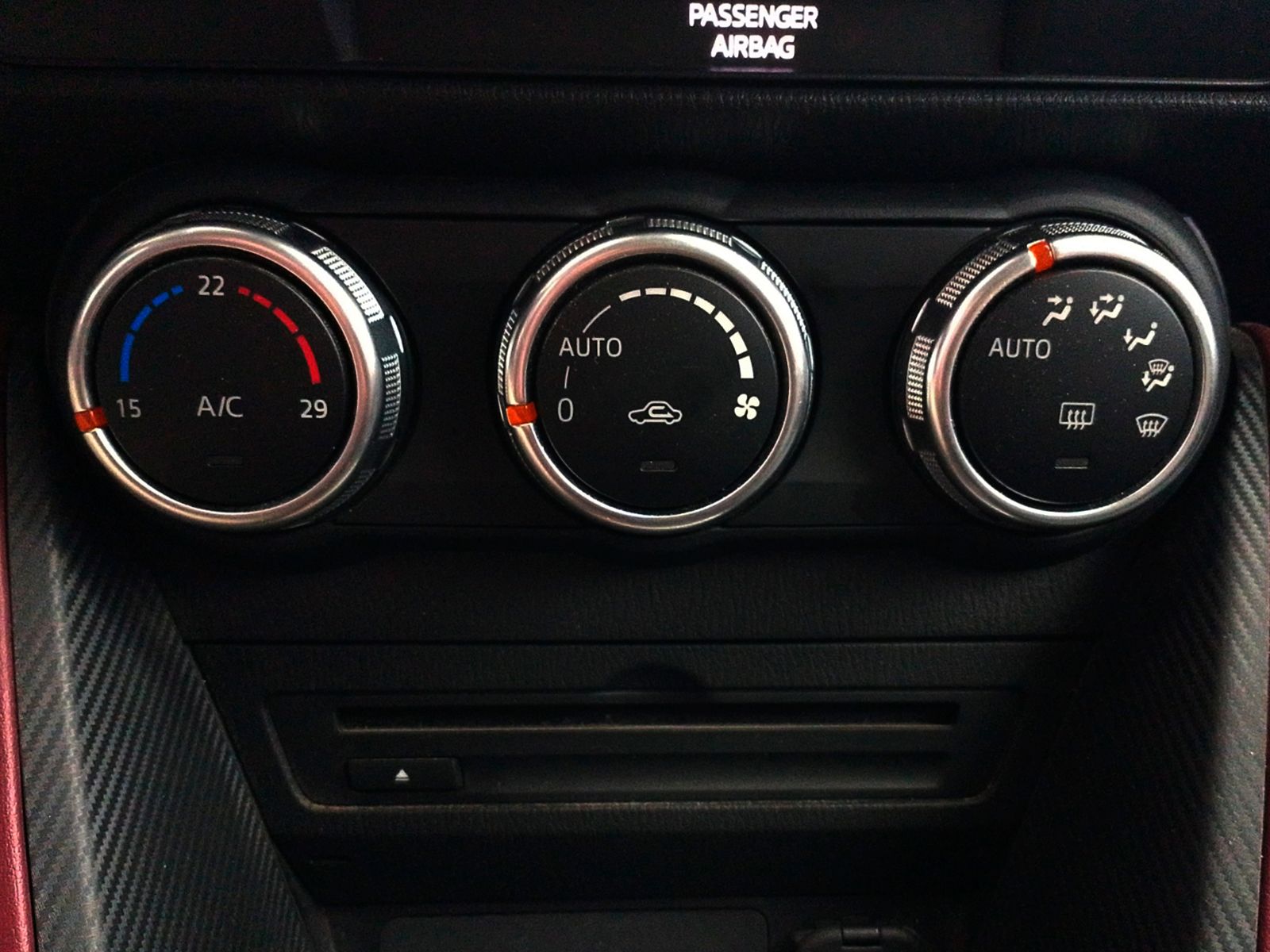 Mazda CX-3 2.0 Skyactiv GE i-Eloop Luxury 4WD - foto 21