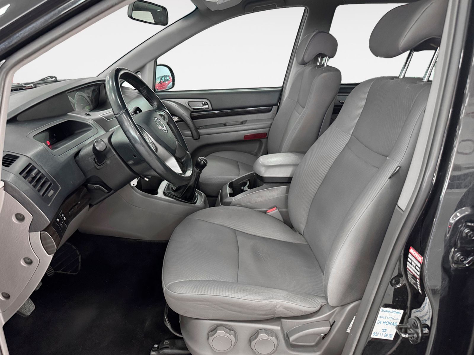 SsangYong Rodius D22T Line - foto 11