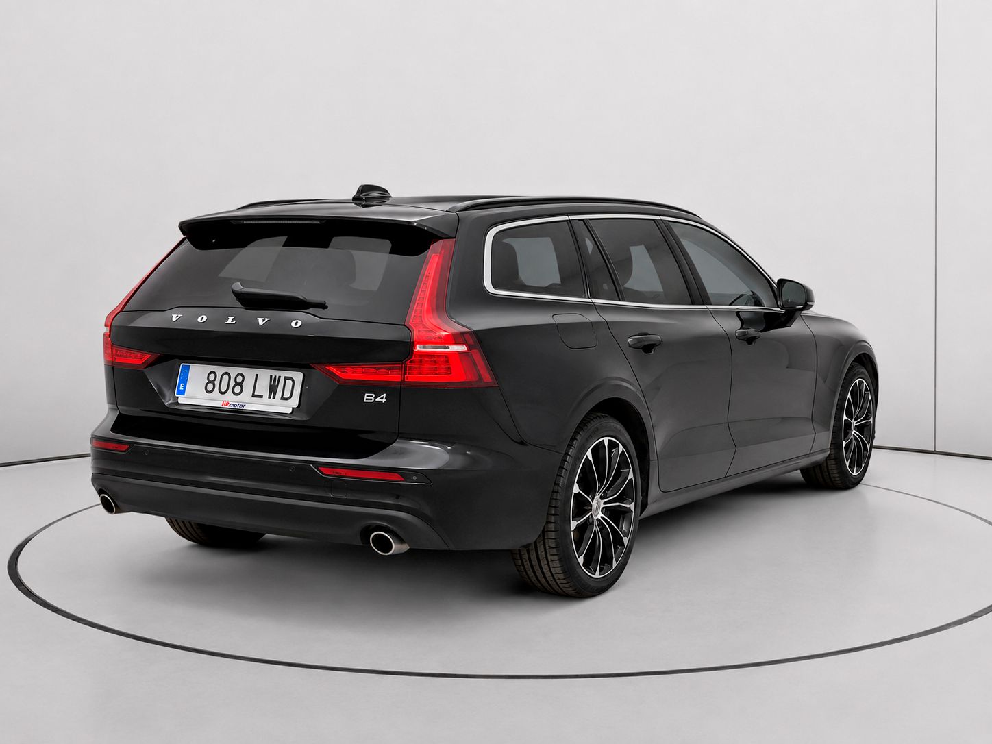 Volvo V60 B4 D Core - foto 3