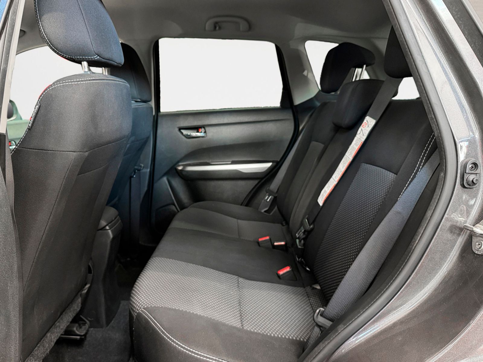 Suzuki Vitara 1.4 T Mild Hybrid S2 4WD - foto 11
