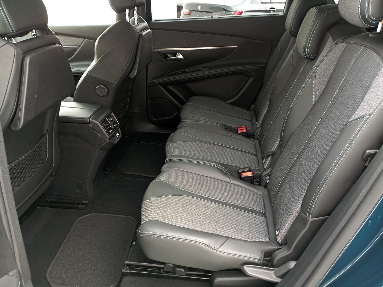 Peugeot 5008 PureTech 130 Allure Pack - foto 10