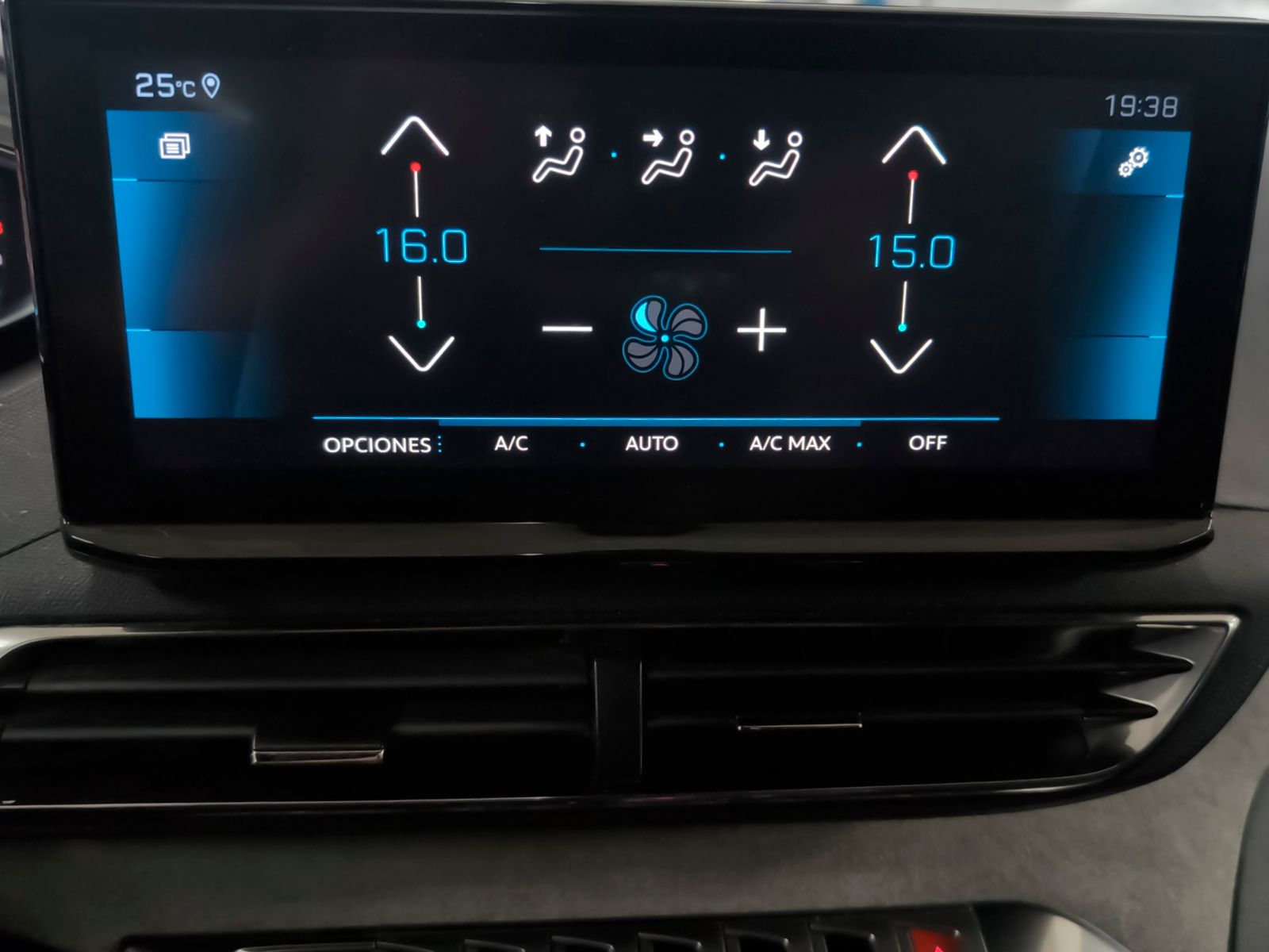 Peugeot 5008 BlueHDi 130 GT EAT8 - foto 23