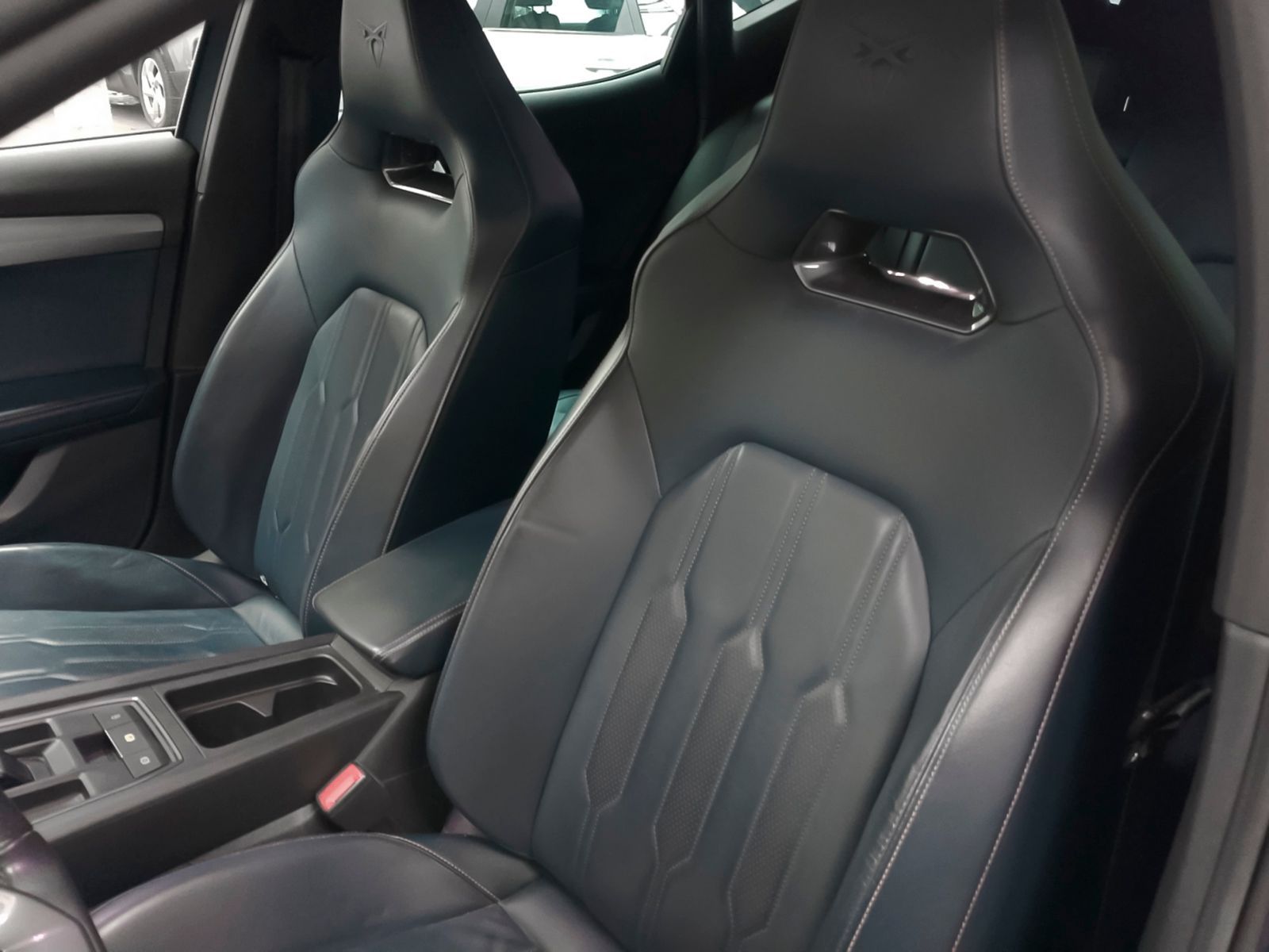 Cupra Formentor 2.0 TSI VZ 4Drive DSG - foto 22