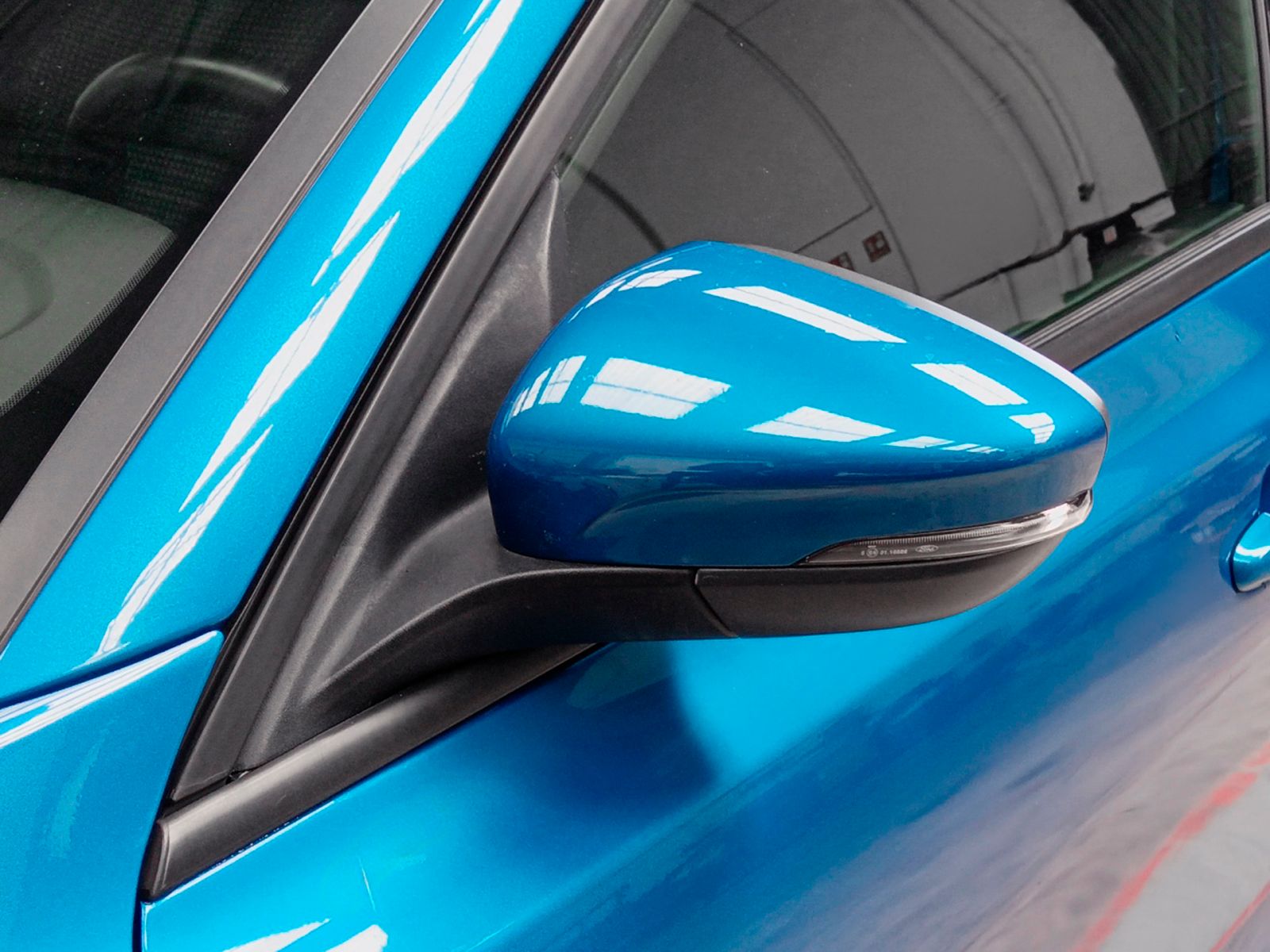 Ford Focus 1.0 EcoBoost MHEV ST-Line - foto 25