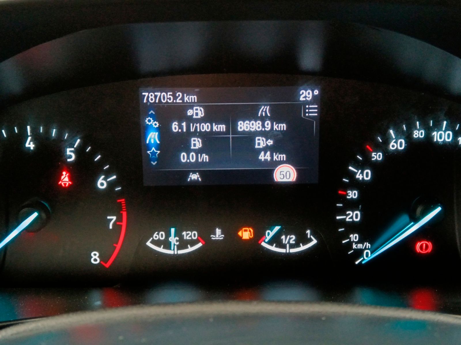 Ford Focus 1.0 EcoBoost MHEV ST-Line - foto 16