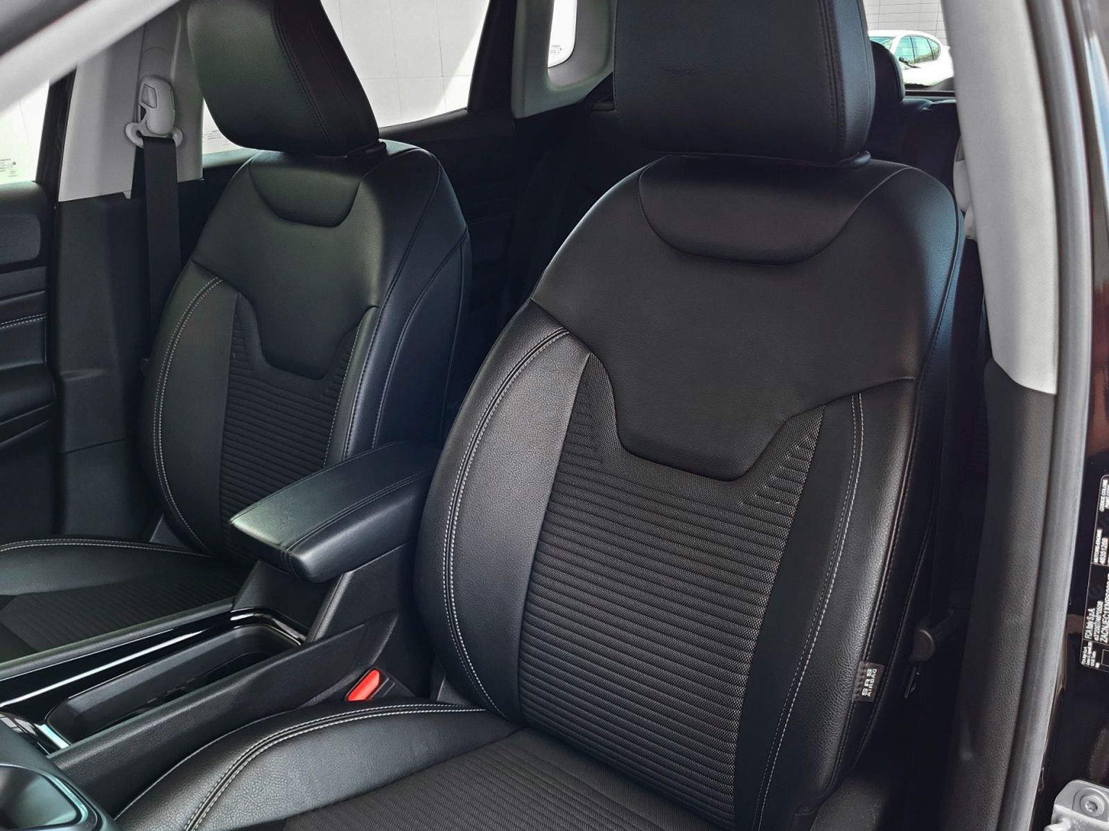 Jeep Compass 1.3 Gse Limited 4x2 FWD - foto 22