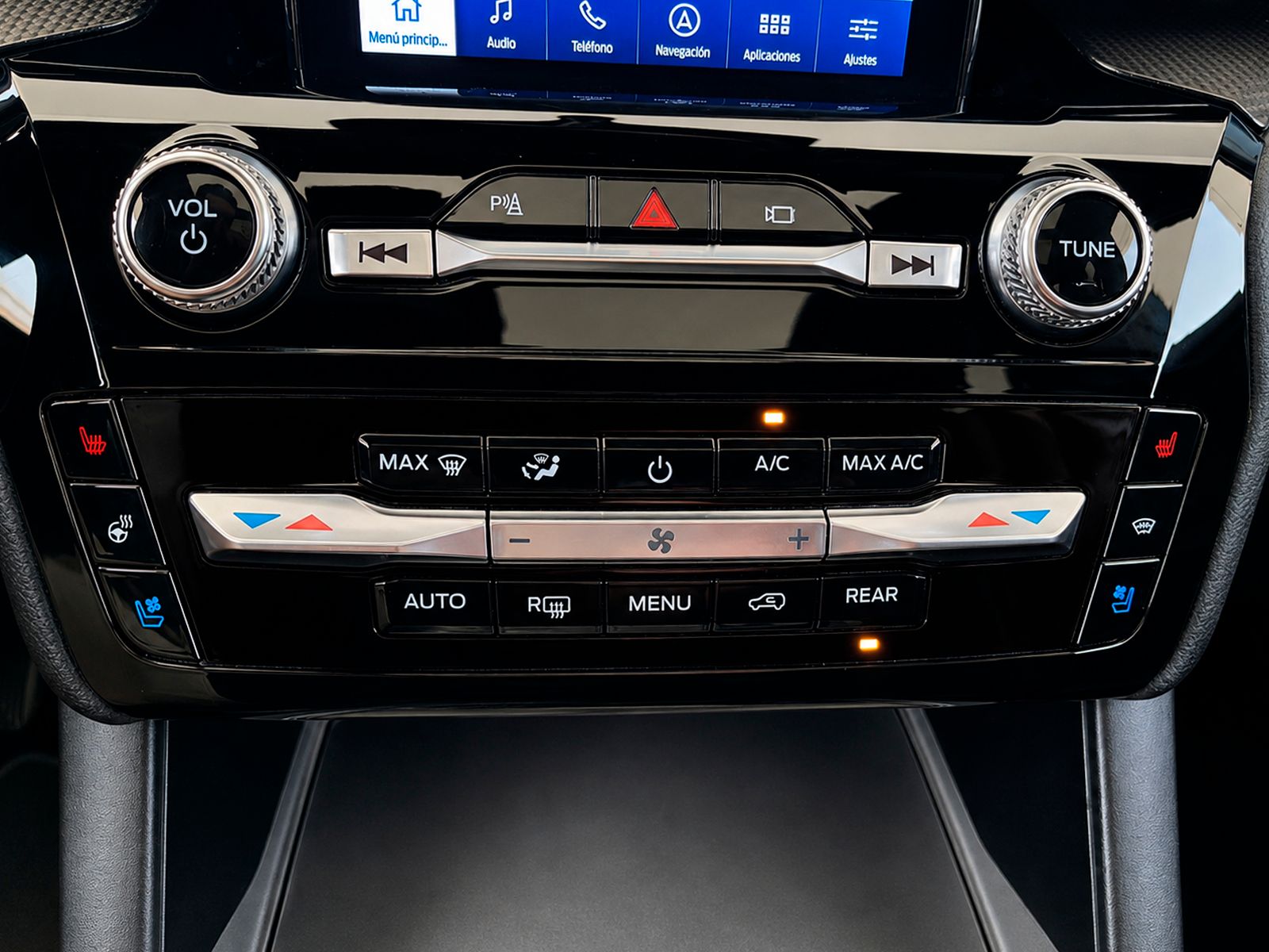 Ford Explorer 3.0 PHEV ST Line AWD - foto 25
