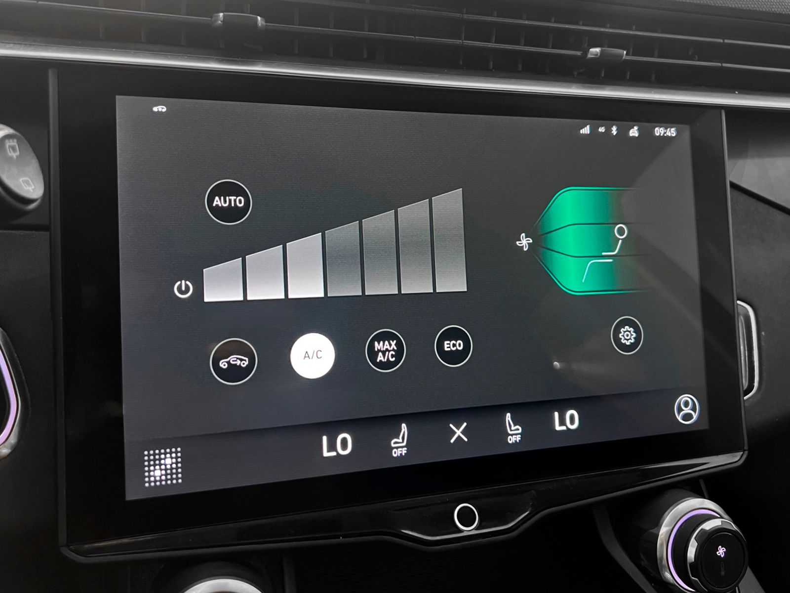 Lynk & Co 01 1.5 PHEV - foto 24