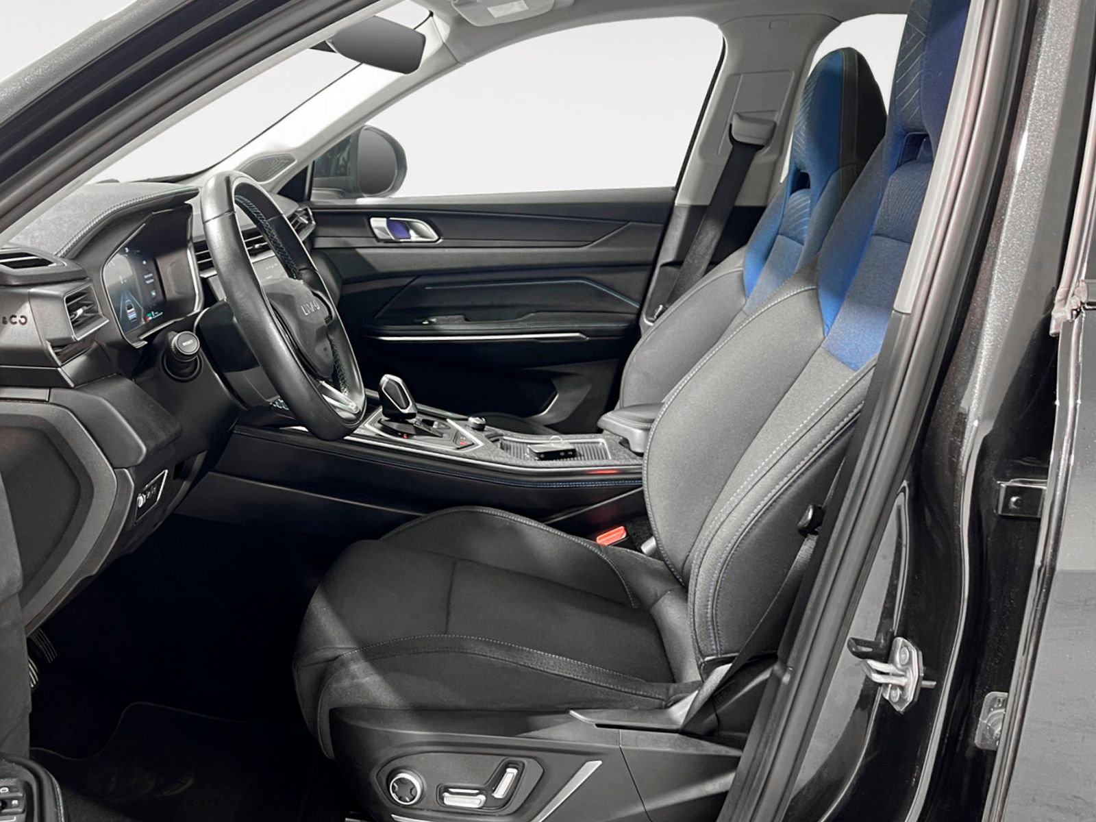 Lynk & Co 01 1.5 PHEV - foto 11