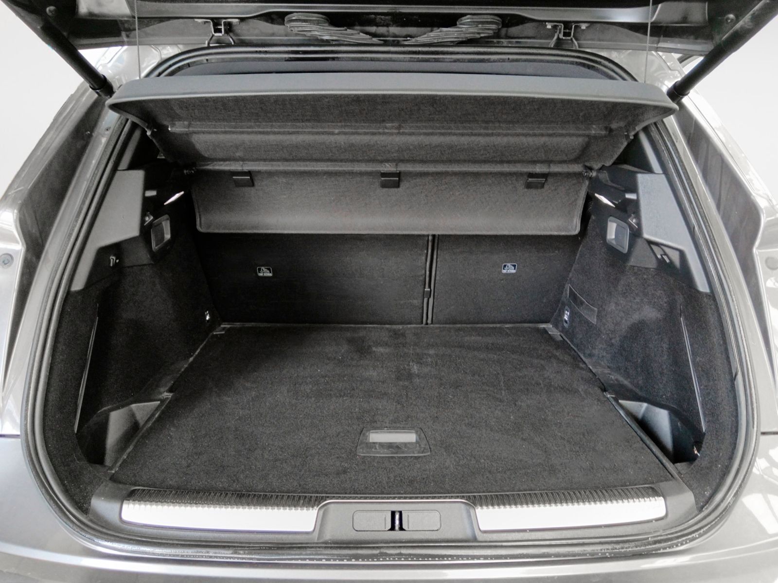 DS DS 7 Crossback PureTech 180 Performance Line+ - foto 15