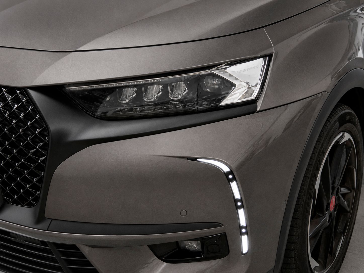 DS DS 7 Crossback PureTech 180 Performance Line+ - foto 26