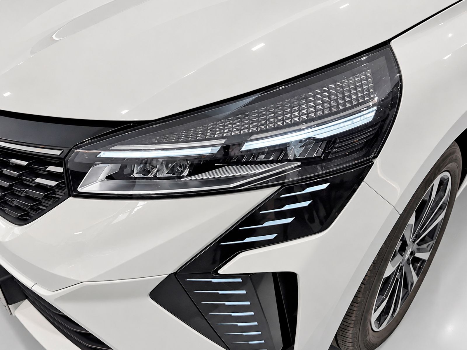 Renault Clio Techno TCe - foto 23