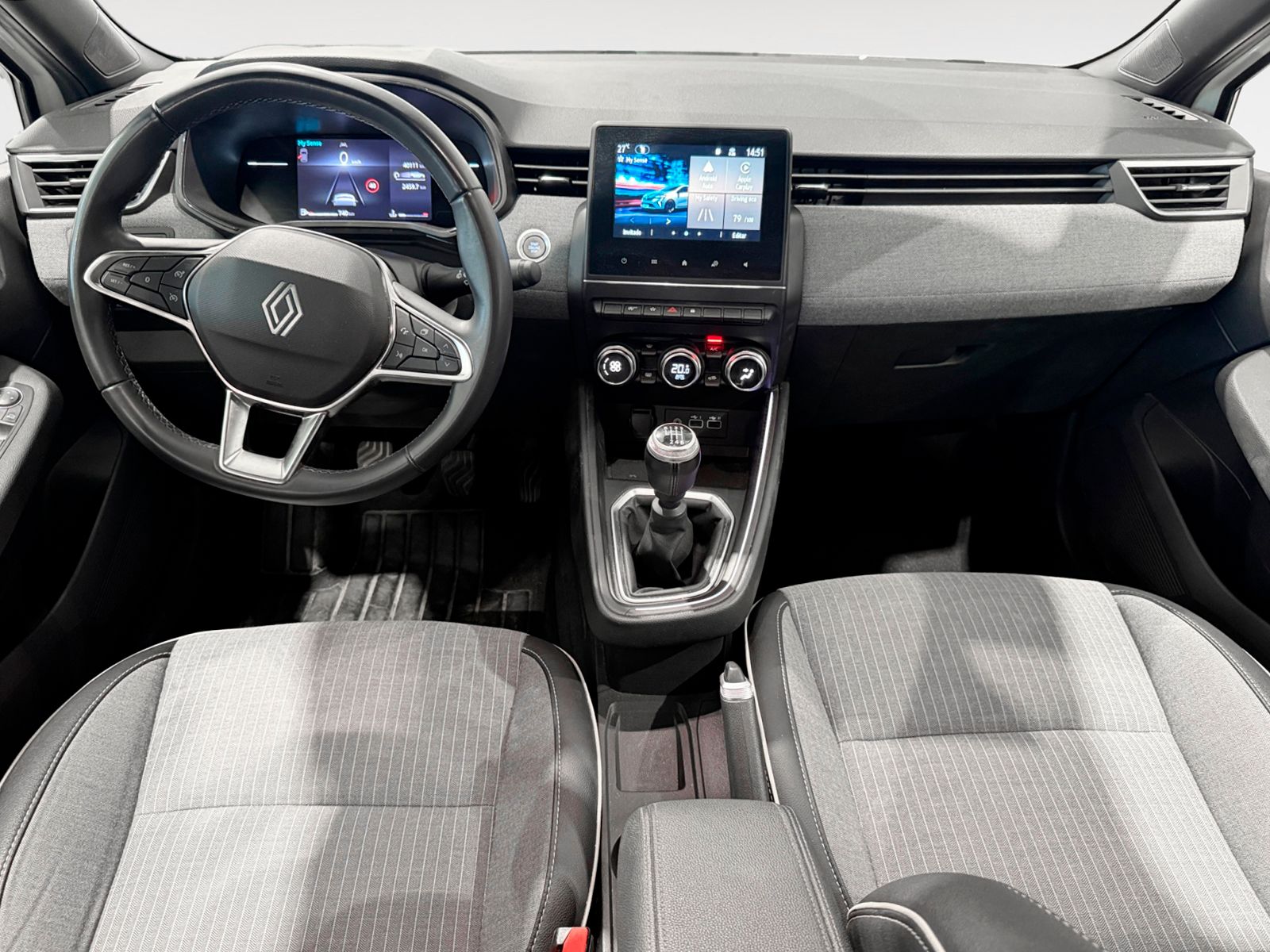 Renault Clio Techno TCe - foto 8