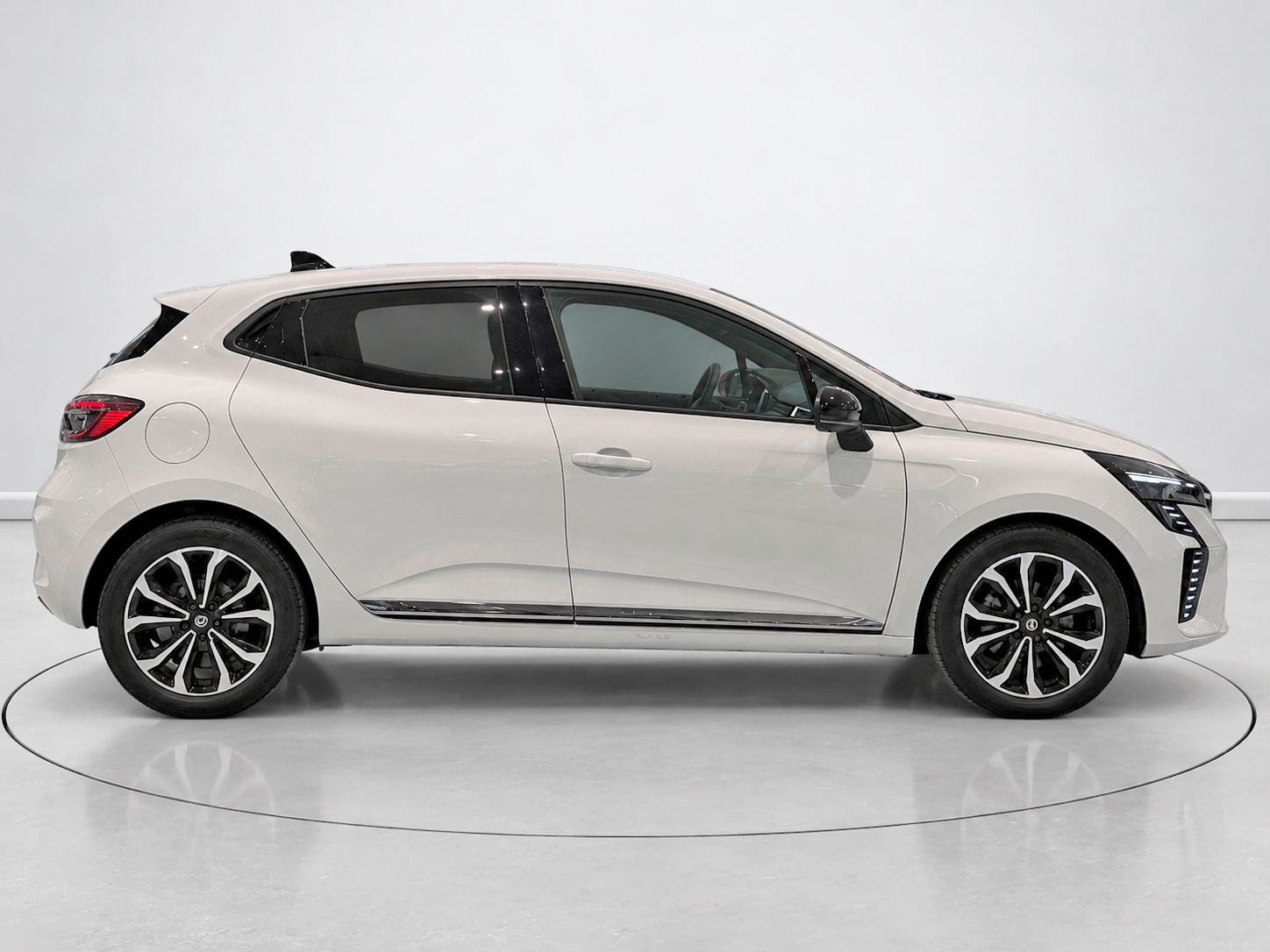 Renault Clio Techno TCe - foto 2