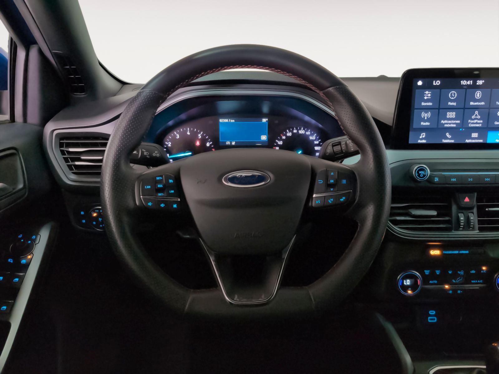 Ford Focus 1.0 EcoBoost MHEV ST-Line - foto 9